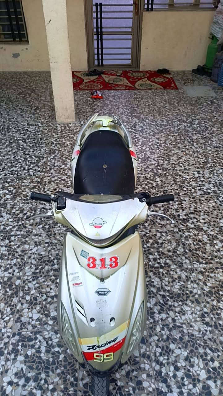 ســـــــلام عليکــــم
نوعيه: ادرس
ســــــعت المكينـه: 150cc
كهربايات: كلهن شغاله
عــــــوزه باتري فقـــط
سعــــر: 250 بيها مجال
عنـــــواني: كــربلاء حي العامل سوق الخير
رقـــم الهاتـــف ***********
وشكـــرטּ ﺟـــــــــزيلـن🖤🤍
