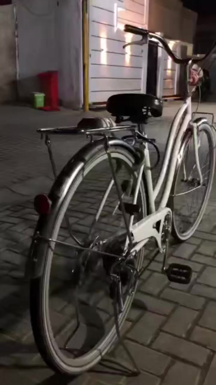 سلام عليكم بايسكل البيع بناتي بطه حجم 27 جديد كله مختم كير 6 نمر وحساس كله شغال ماناقصه برغي العنوان بغداد حي اور سبع قصور 100 وبي مجال 👉 *********** بي واتساب👍
