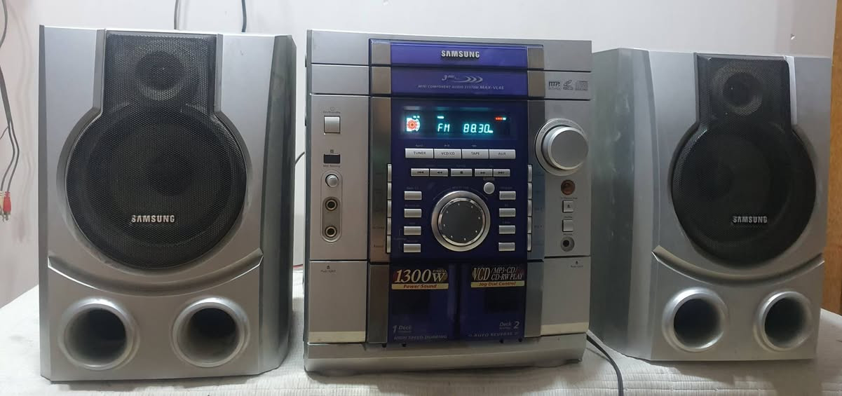 سستم سامسونج  جهاز كلش نضيف وبلادي
شغال فقط راديو واوكس يرادلة صيانة 

للبيع  ٥٠ الف سعر نهائي  

يوجد توصيل  للإستفسار اتصل ***********
