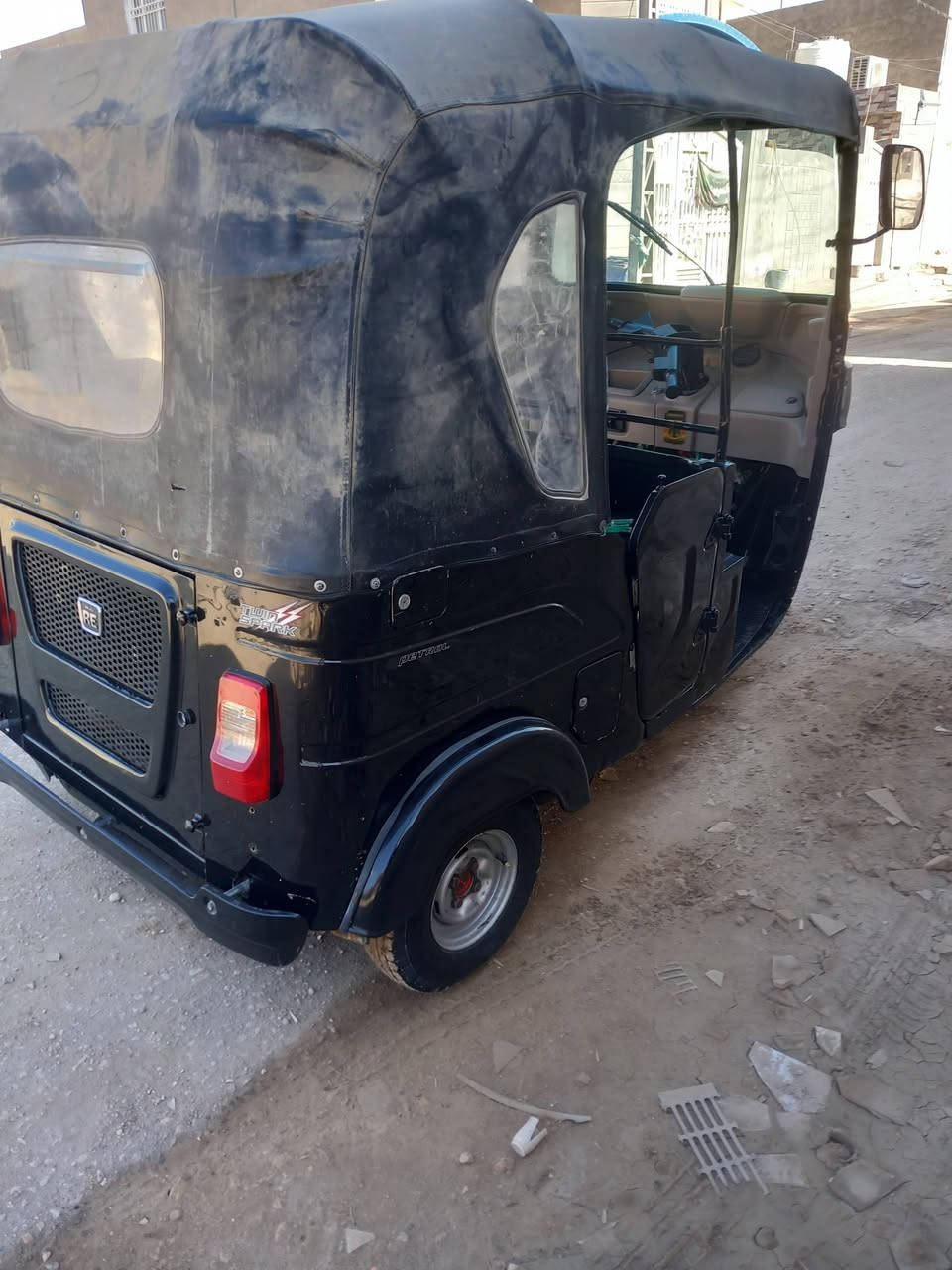 السلام عليكم
22 شهر ٦ كفاله عامه 
أوراق خالد بأسمي
محرك كفاله تكتك مامتعوبه وجديده
شراي فقط ***********
