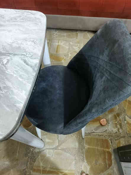 السلام عليكم غراض للبيع نظيفات كلش الكاونتر النوع الثقيل تفصال مو سوكي التخم بي بس ضرر بسيط موضح بلصوره الثلاجة جديدة مصار اشهر مشتريهة ميز الطعام كلش نظيف الشراي يتصل وبي خير ويدلل المكان حي التراث قرب تقاطع الربيعي للاتصال ***********
