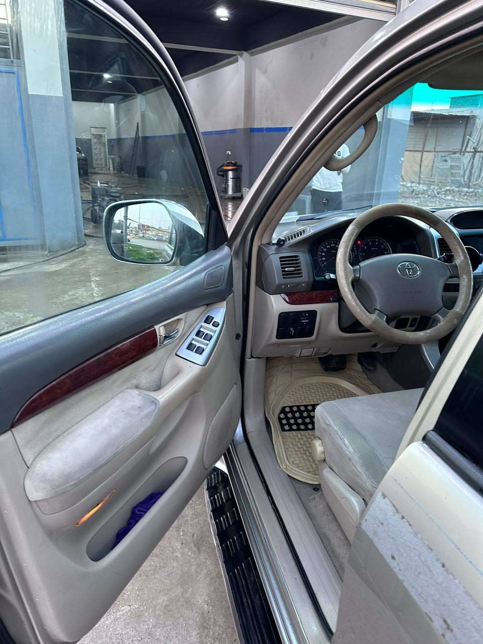 تويوتا برادو
موديل 2004 اللون ذهبي 
محرك 6 سلندر مشدود جديد كصه 
محرك وكير مكفولات
صدر امامي وخلفي كفاله
بدون صبغ يوجد جراد ب السقف
تبريد ثلج ثلاث قطع
تدفئه شغاله
أرقام سنويه جديده 
سياره كامله و جاهزا 
مشدوده منظومه غاز 
دبل تانكي بانزين 
مكاني الموصل
السعر 148$

***********
