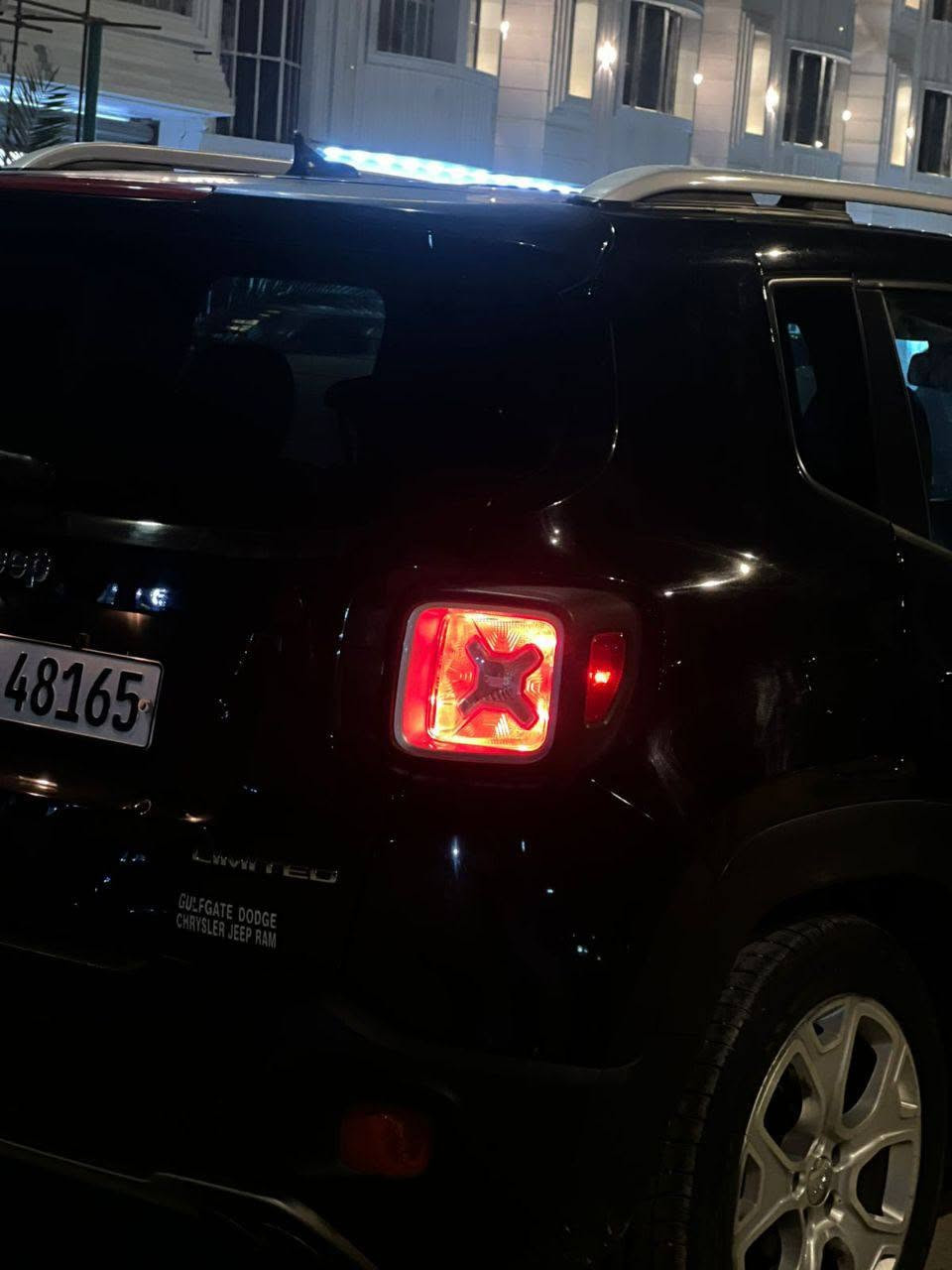 لبيع جيب رنكد موديل ٢٠١٧وارد امريكي محرك كايم ٢٤٠٠ لايت زنون تخم تاير تشغيل عن مثبت سرعه تدفئه وتبريد بالكشن والاستيرن 
وهواي مواصفات 
الشراي يتصل على وات ساب 
*********** السعر ٩٥ وبيه مجال  حك المحرك راح انزل رقم الشاصي ودخلو عليه وكلبو براحتكم يله تتصل مكاني بصره رقم اربيل رقم الجديد
