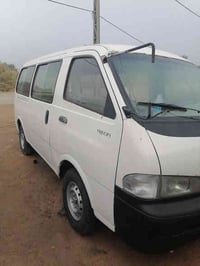 مزاد • مكفولة • ٢٠٠٤