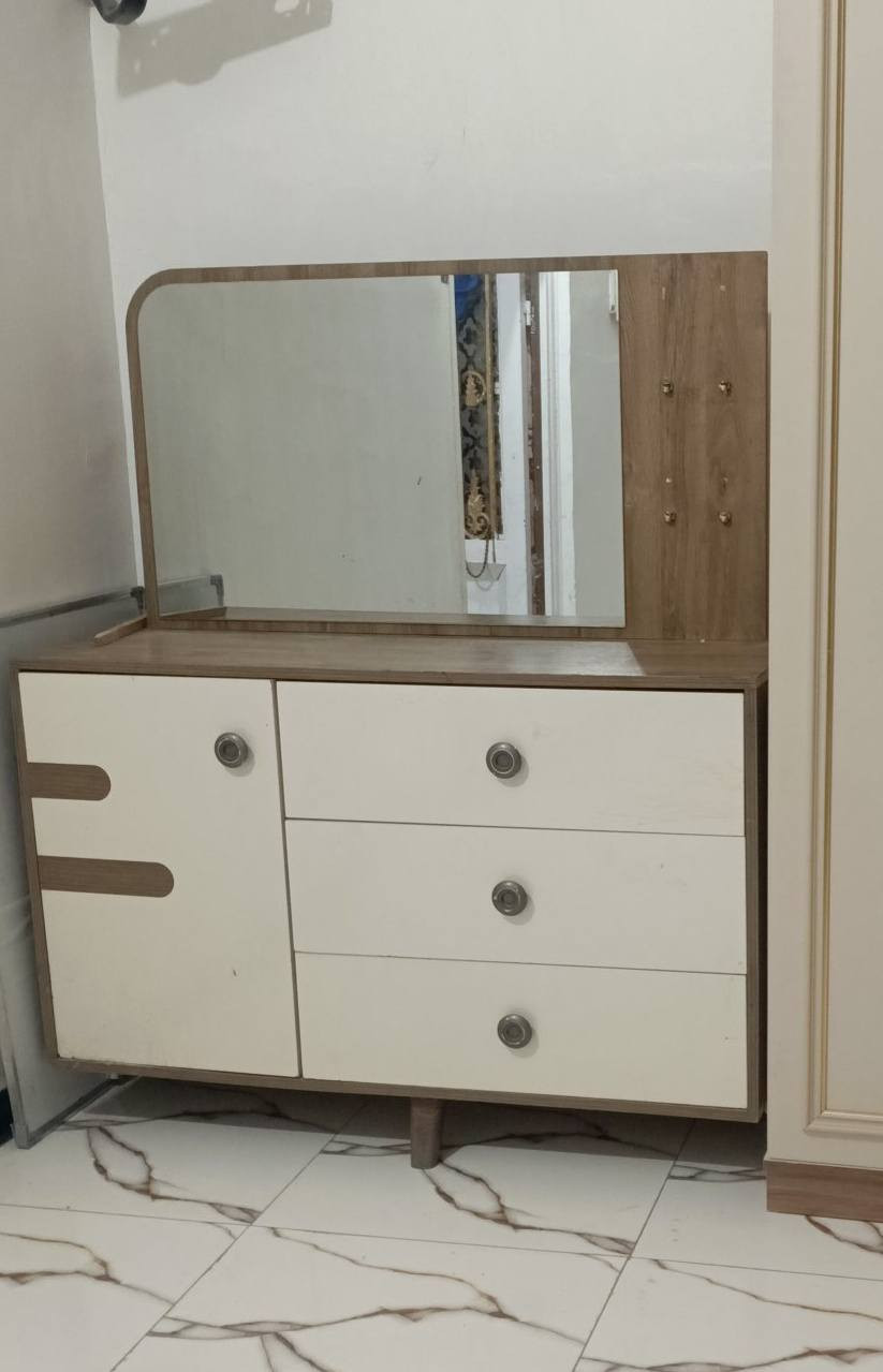 غرفه تركي نضيفه شبابيه ب350. تخم 225 المكان الرفاعي


**إذا كنت صاحب هذا الإعلان وتريد حذفه لأي سبب، رجاءا أرسل رسالة إلى الدعم الفني**