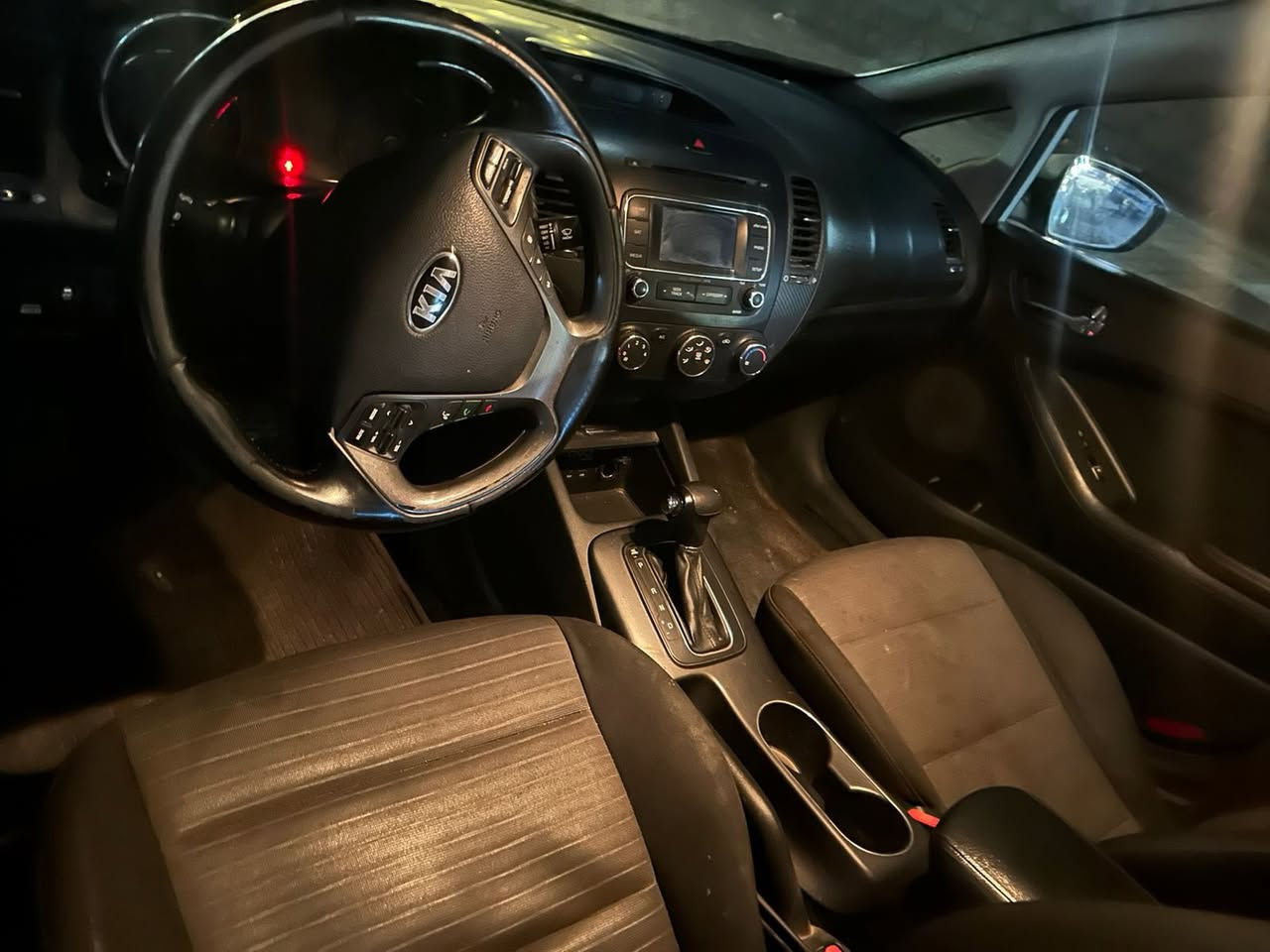 كيا فورتي (2016)🩶🔥
السعر:107 وبيها مجال
⚙️ نص فول مواصفات
📅رقم الشاصي  مع الصور 
بيع مستعجل 

🚗 ٣ قطع صبغ فقط
✅ سيارة جاهزة وخير من الله
🪪 رقم بغداد مداور مباشر
🛞 تايرات وحدادية جديدة
🧰 ما بيها أي نقص
🚘حادثها خفيف 

السعر:107 وبيها مجال
رقم صاحب السيارة: ***********
الصفحة مكلف بالنشر
