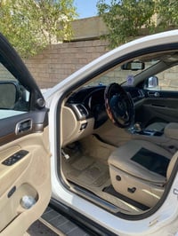 جيب ٢٠١٦ امريكي حادث جاملغ وبنيد  مراوس كامري او كورلا ٠٧٨٠٠٠٧٠٤٨٥ ٠٧٥...