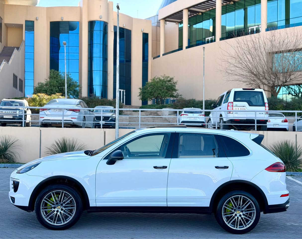 بسم الله الرحمن الرحيم

بورش كايان  S  ٢٠١٧

سعر سياره مناسب مستحيل بورش كابان ٢٠١٧ بي سعر ٢٣٤ ورقه

فول فول مواصفات

٦ سلندر توين توربو 
بانوراما
مراية رادار
حساس الخلفي امامي
٥ كاميرا ٣٦٠ درجه
شاشه و ستيرن كارباو ستيرن هيتر
اوتو ستوب
دبلات سبورت
دواخل كريمي ١٠٠/١٠٠
كشن جلد و كارباوخزن
كشن تدفية وتبريد
تبريد مركزي
٧٧ الف ماشي
فور ويل 4x4
رادارات قياده
لايد ليد و ٤ عدصه
بصمه تشغيل
بريك بصمه
ابوا بصمه 
صندوق شفت
مواصفات بورش معروفه ................
گيرو محرك بشرت مكفوله مامفتوح تبريد وتدفية تاقم صدر كله بشرت مكفوله كفاله عام گير محرك تاقم صدر كله بشرت

سياره حادث خفيف مابيها دواخل ٣ قطعه بس كلير رقم شاصي موجوده بي ناشر شوف صور حادث تدلل

سياره رقم اربيل تحويل مباشر مكان سليماني 

سعر سياره مناسب ماكو بورش ٢٠١٧ بي سعر ٢٣٤ ورقه مجال

***********
***********
*****************************************************
PORSCHE CAYANNE S  2017

فول فول مواصفات

٦ بستون توين توربو
بانوراما
رادارى بيشه و خه تى جاده
رادارى ئاوينه
بيش و دوا حاسه
٥ كاميراو ٣٦٠ بله
شاشه و كاميرا
سوكان كاره با سوكان هيتر
مودى ليخورين SPORT _SPORT PLAS
٧٧ هه زار روشتوه
اوتو ستوب
ده بله كانى سبورت
ناو كريمى تازه يه ١٠٠/١٠٠
كوشن جلدو كاره باوخزن
كوشن ساردو گه رم
ته بريد مه ركه زى
لا يت ليد و عدصه 
بصمه و سنوق شفت
ده رگا بصمه
مواصفاتى بورش معروفه ..............
گيرو مه كينه به شه رت نه كراوه ته و بى نوقسانيه ته بريدو گه رمى و تاقم بيش و دواى به شه رت الحمدلله

سه ياره كه امريكيه حاديثه ى زورخه فيفه بى ناوكرتن ٣ بارجه ى بوياغه بى ناوكرتن بى ده عم

تحويل به شه رت رقه م هه وليره سه ياره كه له سليمانيه

سعرى ٢٣٤ ورقه مجال 

***********
*********** السليمانية, العراق
