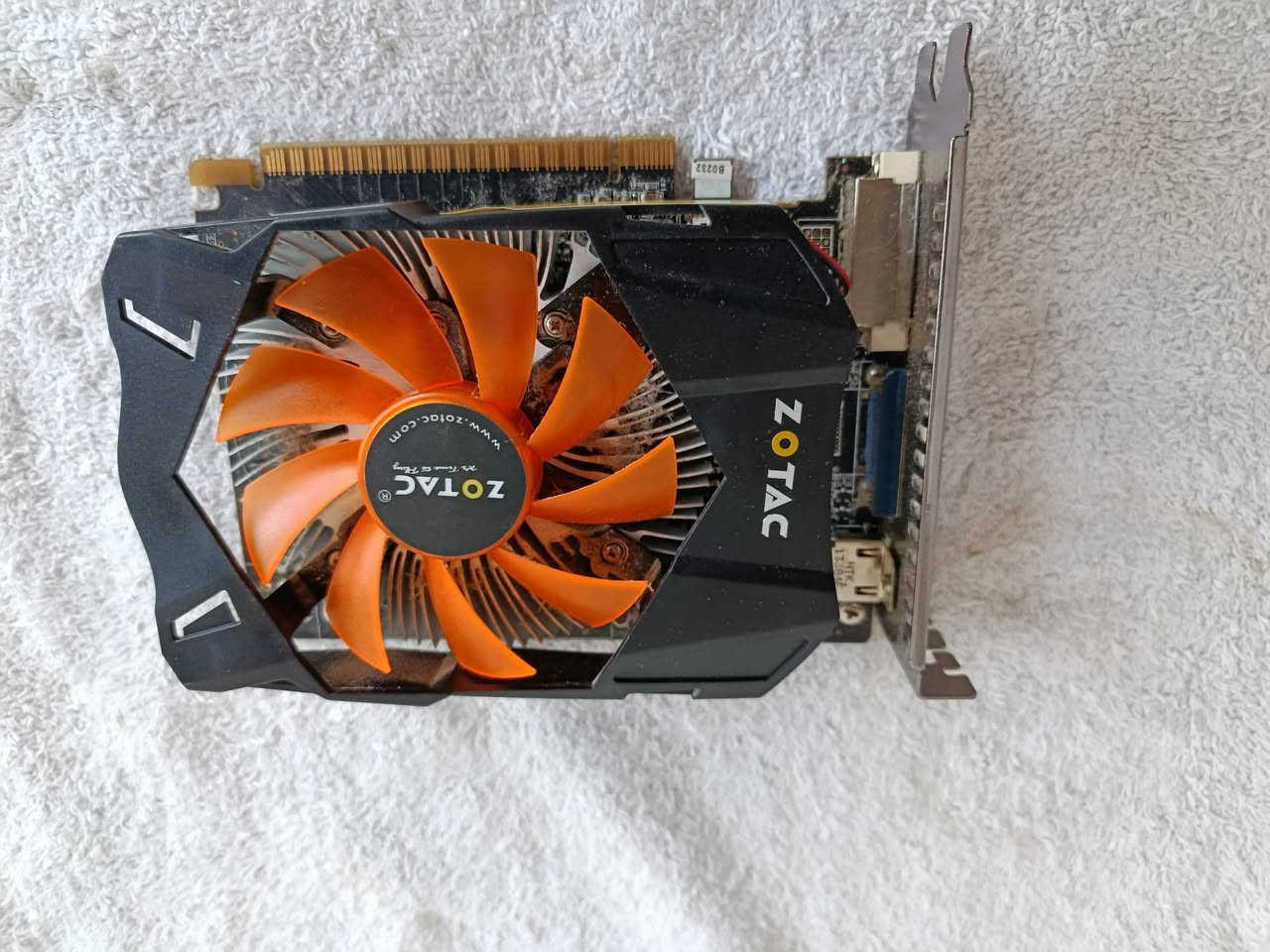 أغراض حاسبة باله منوعة كارتات شاشة ورامات وملحقات أخرى مستخدم غير مفحوص وهارد 2 تيرا شغال التواصل عالخاص التوصيل لجميع المحافظات


**إذا كنت صاحب هذا الإعلان وتريد حذفه لأي سبب، رجاءا أرسل رسالة إلى الدعم الفني**