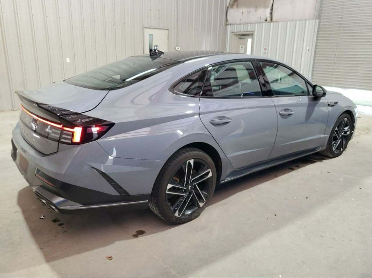 2024 HYUNDAI SONATA N LINE
سوناتا اين لاين 2025  
فئة N-line 🚀 
السعر 215$
موديل 2025 🩶
المحرك : 2500 توربو 🚀
الحالة : باب خلفي تبديل وتصليح بصيط جاملغ خلفي  
بدون دواخل ايرباك برده
العداد :36 الف ميل
الموصفات N Line 💣🔥
1/1
كشن خزن
كشن حضن
بصمة ابواب لمس. +تشغيل عن بعد
‎بانوراما
‎كشنات كهرباء   
‎تدفئة بالستيرن
‎لايتات 2 عدسات زنون عالي ناصي
‎رادرات جوانب  +خلفي و امامي + توقف تلقائي 
‎انارة داخلية متغيرة 10الالوان
‎حساسات امامي + خلفي 
‎سستم صوت BOSE الصوت 12سماعه ودمام 
‎هاندبريك بصمة + اوتو هولد للتوقف في الازدحام
‎شاحنة وايرليس
‎منافذ USB امامي خلفي
‎تبريد قطعتين + تبريد شاشه متصلة 
‎صندوق الكتروني يفتح عند الاقتراب
 دبل اكزوز محرك2500 تيربو✈️ 
‎ بكلايتات امامي خلفي لد  
‎شفتات بل ستيرن 
‎نضام الترحيب عند الاقتراب داخل وخارج السيارة
‎ويل سبورت 19 N 
‎نضام تحديد المسار للسياقة بين الخطوط
‎مستشعرات بل باب من تفتح الباب تتوقف السياره
‎نضام normal +sport +sport plus +custom 
5 وضعيات صوت المكينة 
بانوراما طكتين
‎تبريد مركزي +تبريد لمس
صور الحادث رسلني خاص
السعر 215$ مرقم مثنى معوقين 
☎️📞
***********
