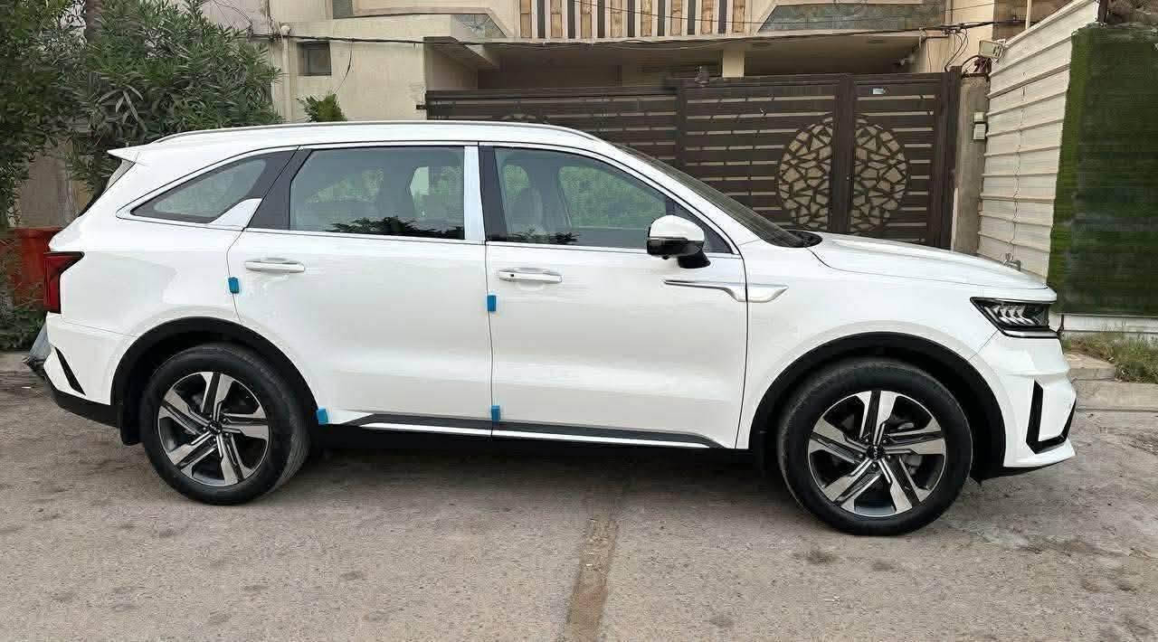 #السورنتو_الجميل
كيا سورينتو 2023 خليجي
(فول مواصفات عدة الفور ويل)
6 سلندر
بانوراما
4 كامرات 360*
تدفئة وتبريد كشنات (مقاعد جلد )
بردات خلفيه
7 راكب
حساسات امامية وخلفية
نظام انزلاق + منحدرات
4 وضعيات قيادة
نظام تشغيل عن بعد
كير ماوس
تبريد 3 قطع
انارة محيطية داخلية
(رقم أربيل الدولي)
ماشيه 34الف كيلومتر
السياره نظيفة كلش بحالة الزيرو مكفوله كفالة عامة
رقم ***********
العنوان بغداد

لمعرفه السعر سوي تعليق

لبيع سيارتك راسلنه والباقي علينه

ملاحظه ♦️مدير الصفحه غير مسؤول عن بيع وشراء واصوليات السياره نحن فقط صفحة لنشر السيارات
