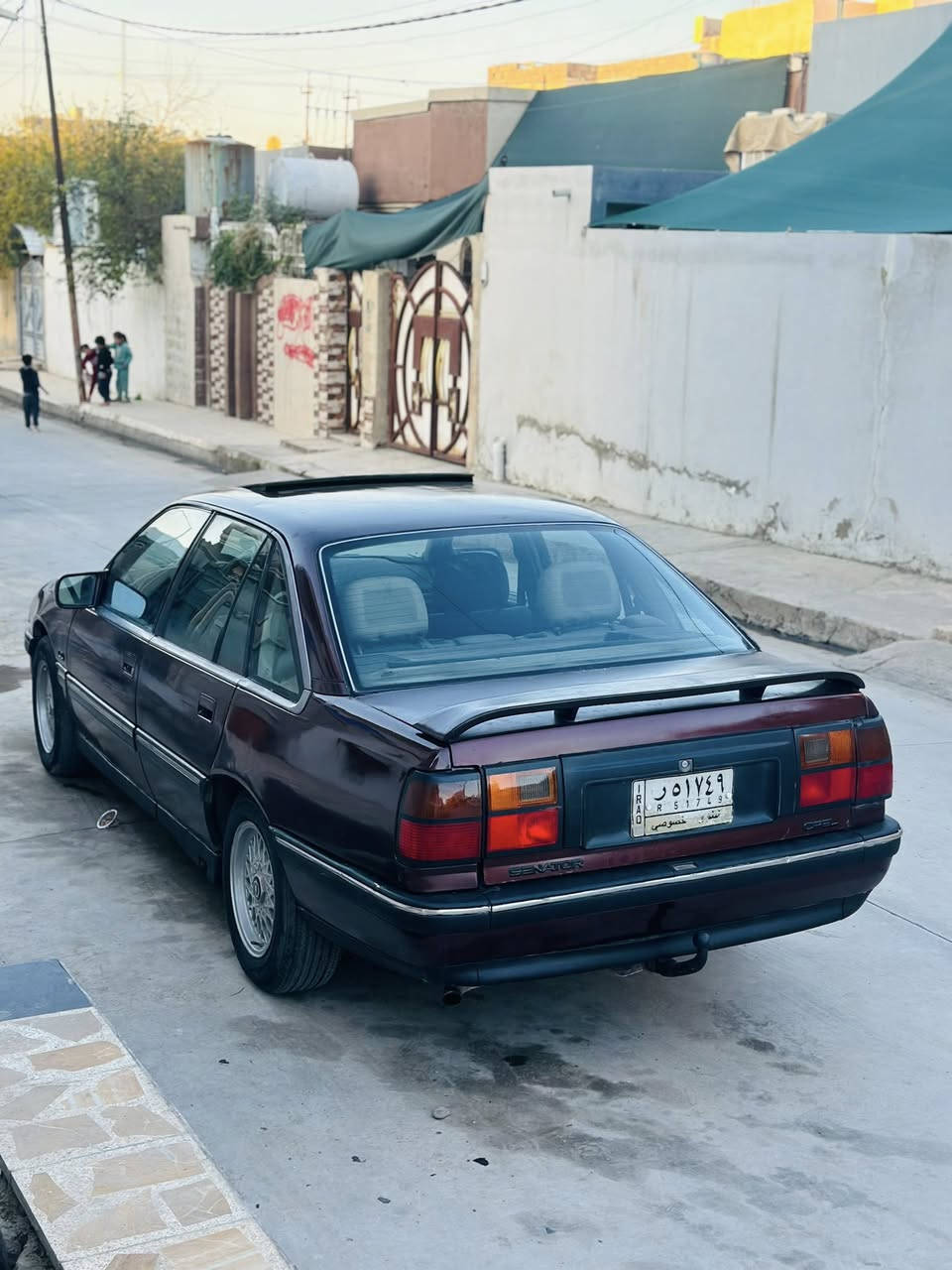 سيناتور بيها كابون وبيها وكيل وشرعي شرط التحويل السياراه لا طخه ولا ضربه سياره جاهزه ترايك بغداد السعر 37 عنوان موصل الأيمن ***********
