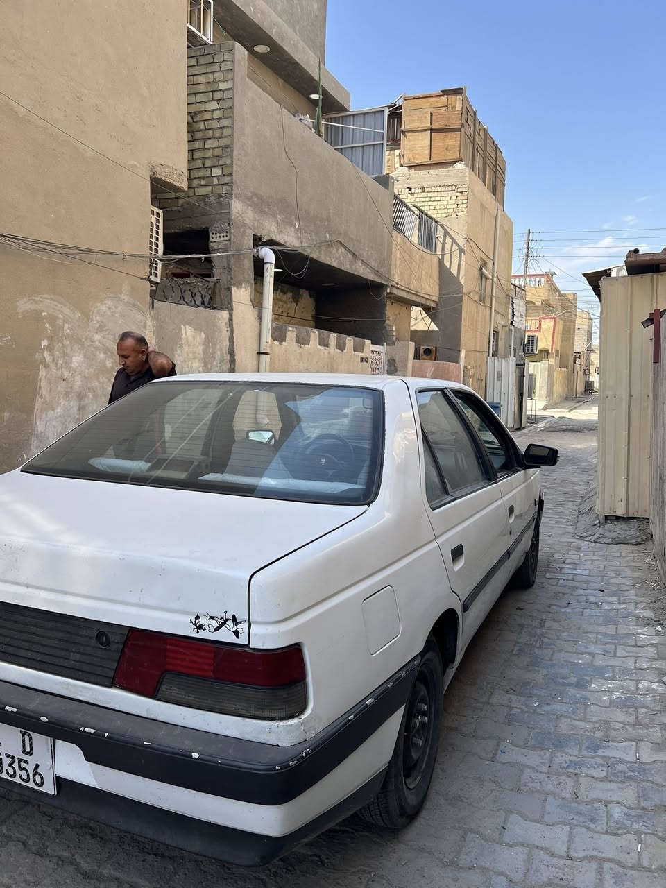 السلام عليكم بيجو رواى موديل 2008 سياره نضيفه مال بيت سياره بسمي مصفره غرامات هزه جديده رقم نكليزي نقوصاتها كعكعه مال صلنصه +شجره مال كير + غاز تبريد  ! هلايل امامي خلفي معمرات تعمير اصلي سياره خير من الله السعر 25 وبيها مجال مكاني الدوره رقم الهاتف ***********
