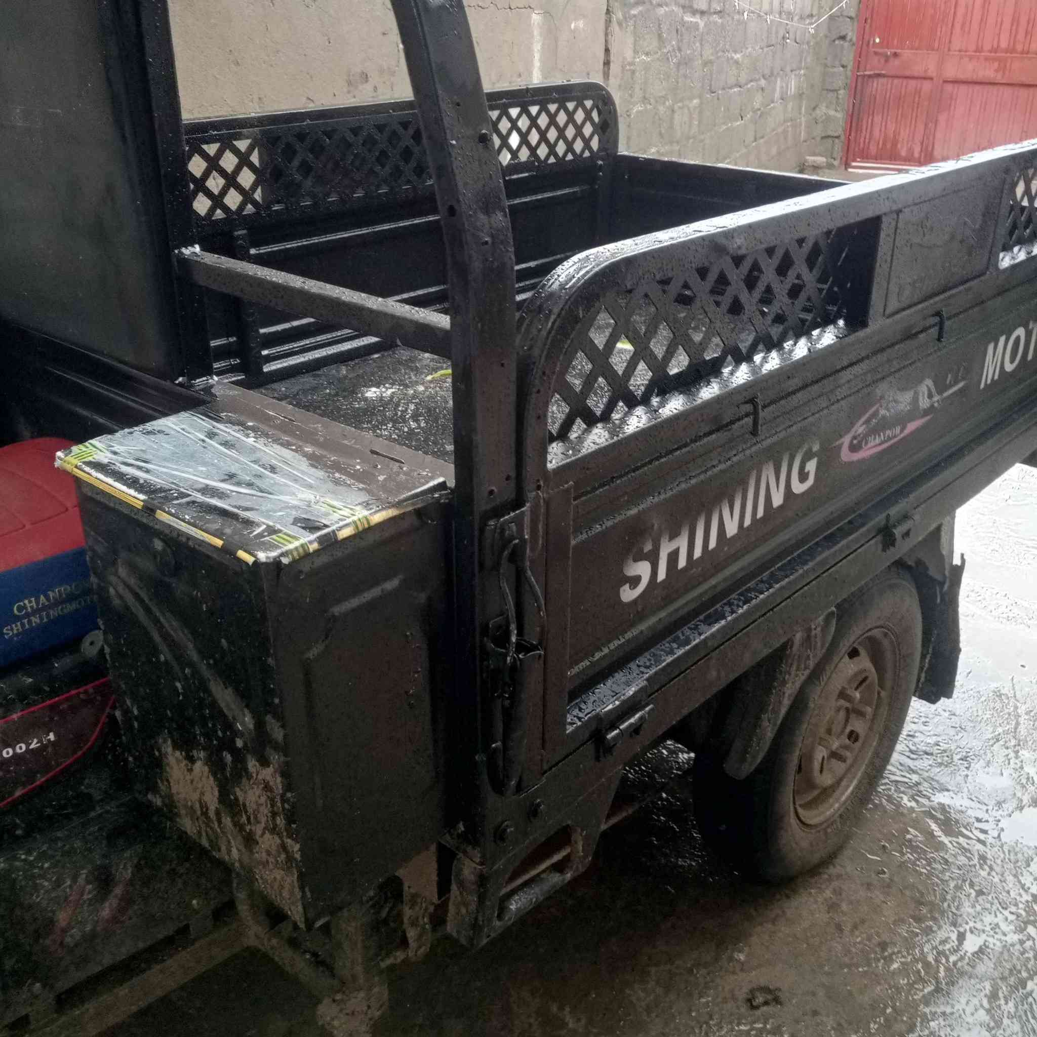 سلام عليكم للبيع ستوته 2020محرك 200كهربائيات كله شغاله سعر 1100بيه مجال مكاني  سليمانيه باينجان ***********بيه وتساب
