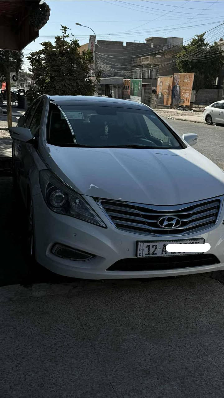 سلام عليكم
أزيرا 2013
السيارة فول مواصفات 
بنوراما بصمه كشن جلد داخل قرميدي مساج بالكشن كشنات كهرب مري قلاب حساس امامي خلفي  ليت لد اصلي  بك ليت لد 
السيارة حلوه وجديده ومانقصها مصرف رقم نينوى 12 رقم جديد هزا جديد سنويا جديده كابون بانزين ورقي  سيارة بسم الشرعي تشتري من الشرعي 
كير شرط محرك مامفتوح شرط لاصرف ولانفخ ولاصوت رواجز  صبغ جاملغ خلفي 
السعر 142  
للاستفسار الاتصال ع رقم وبي واتساب 
***********
