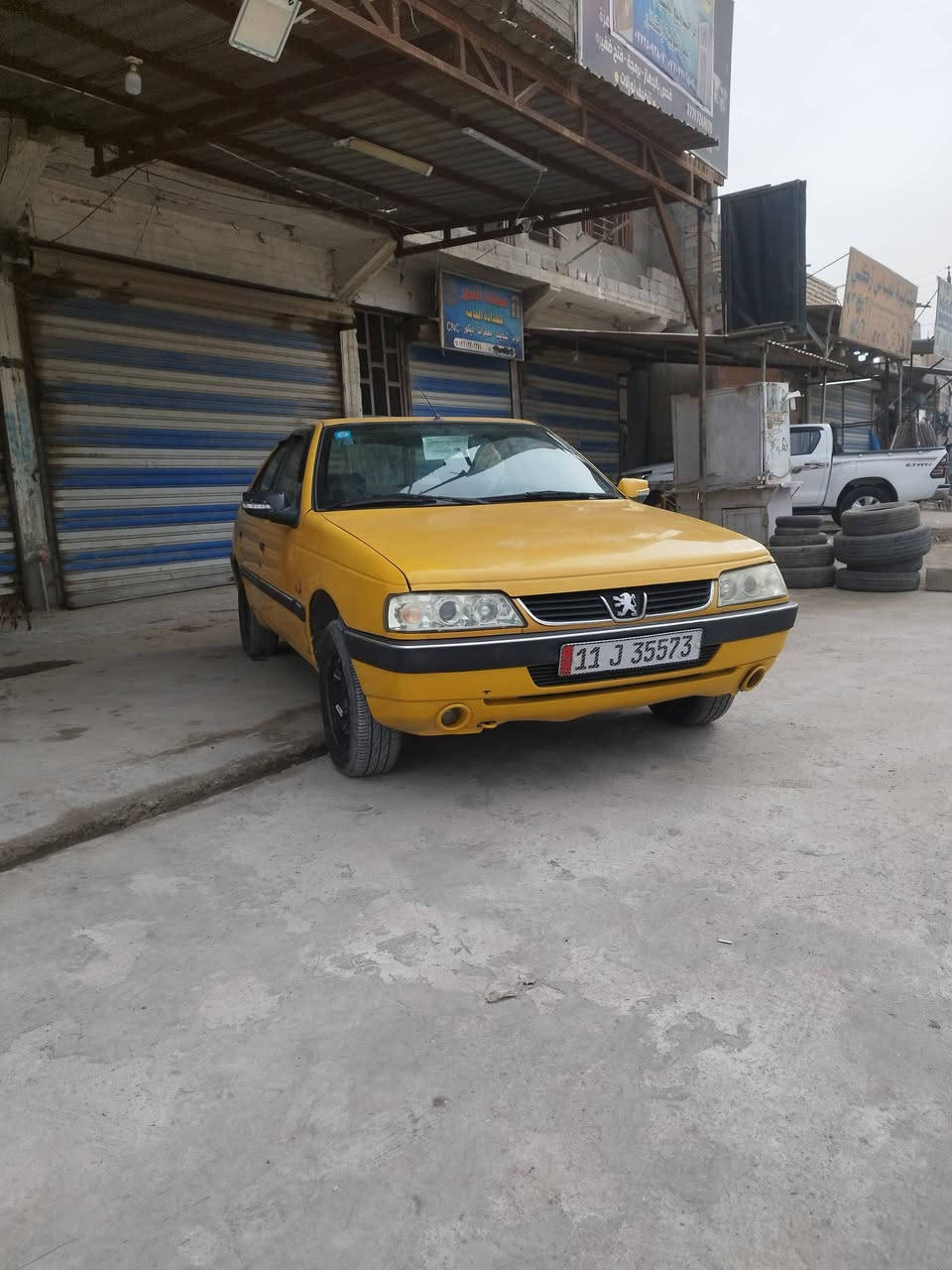 بيجو لميس موديل 15 كير محرك فرنسي كافلهن سياره بيه شبر بل جاملغ الايمن +هلالات الخلفيه بسمي مصفره  مكانه بغداد الزعفرانيه سعره43 بيه مجال  ***********
