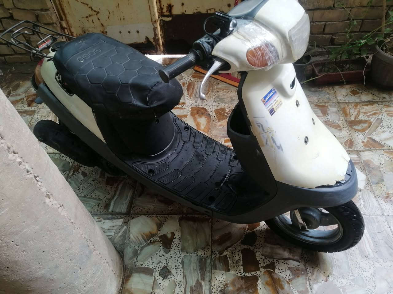 السلام عليكم عندي دراجه للبيع ابيع هل موجود تجي اشوفهه اوتقتنع يالله تاخذهه شغاله كلشي مابيهه بس كفرهه تعبان كلش سعرهه 180الف مكاني النجف الاشرف حي النصر شارع البانزين خانة


**إذا كنت صاحب هذا الإعلان وتريد حذفه لأي سبب، رجاءا أرسل رسالة إلى الدعم الفني**