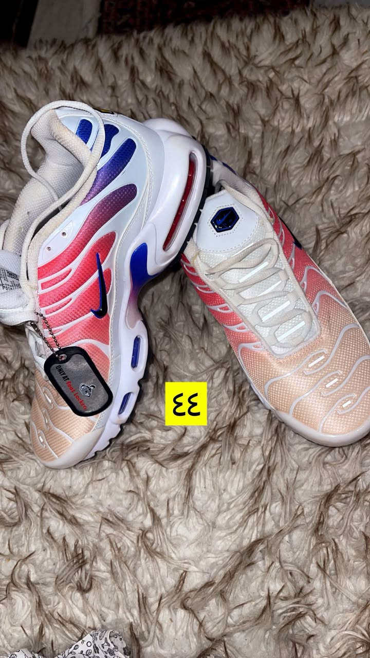 احذيه باله درجه اولى جديد غير مستخدم


**إذا كنت صاحب هذا الإعلان وتريد حذفه لأي سبب، رجاءا أرسل رسالة إلى الدعم الفني**