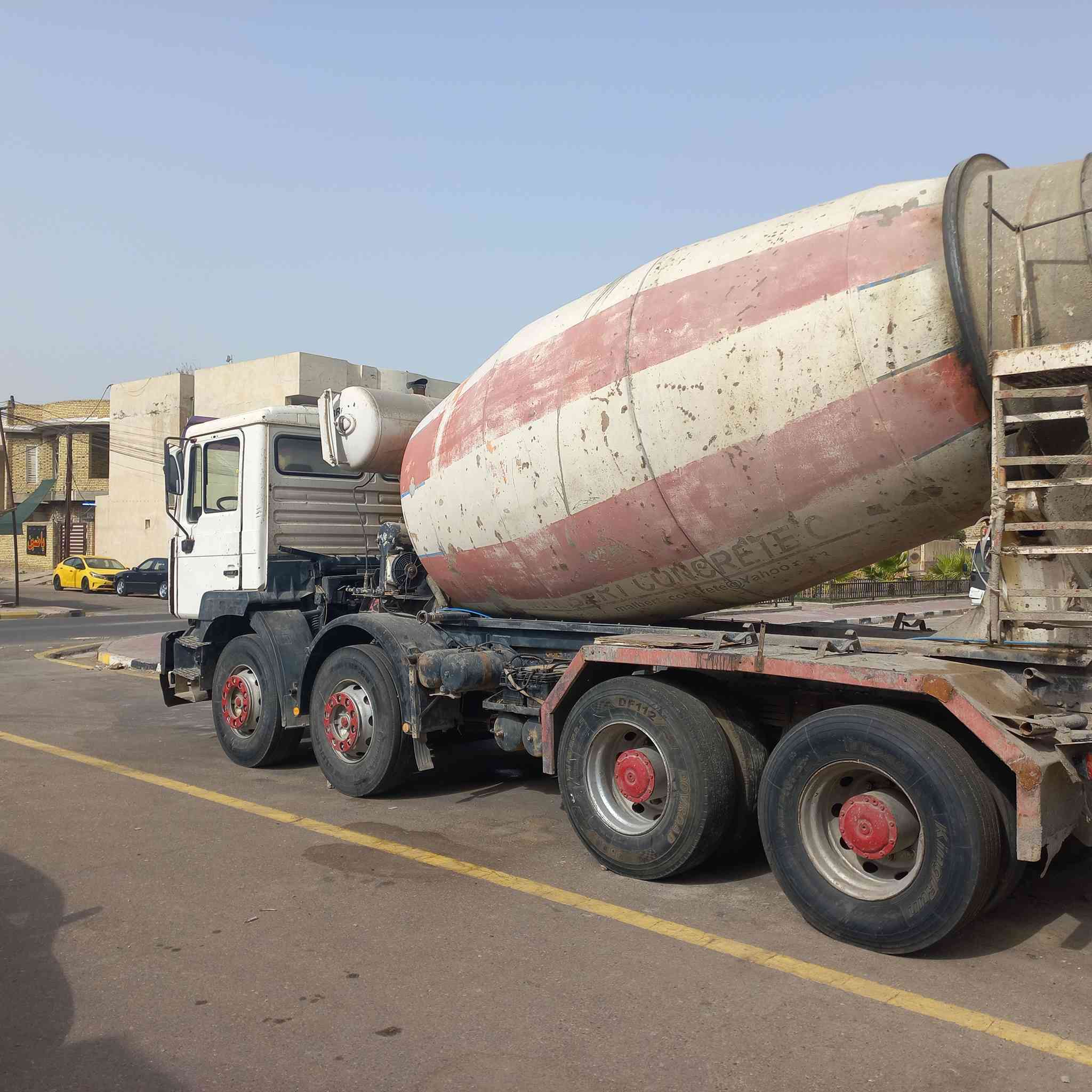 السلام عليكم خباطه مان للبيع 2001 جاهزه للعمل 10 متر المكان بالعماره محافظه ميسان***********
