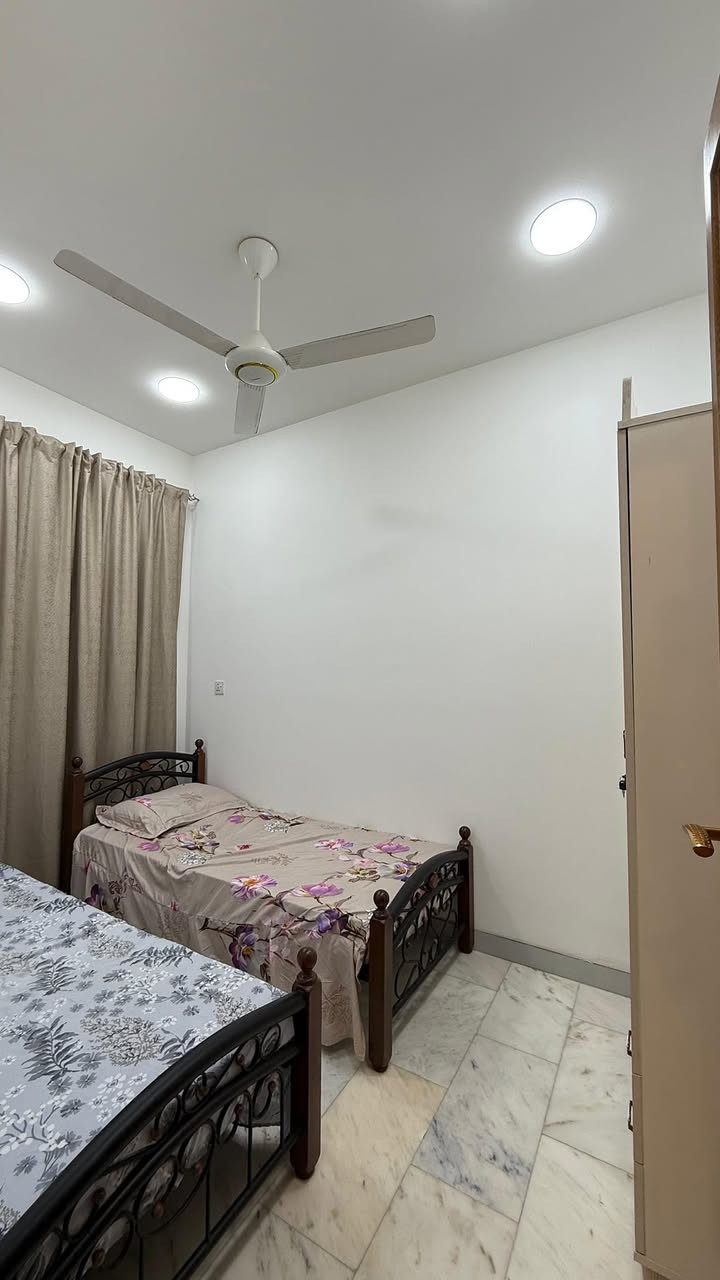 🏡 شقة مؤثثة للإيجار – المنصور / حي دراغ
 تحتوي على 2 غرف نوم صالة مطبخ حمام 

📍 موقع هادئ ومميز
📞 للاستفسار: ***********
🏢 مكتب أمير علي للعقار – المنصور / حي دراغ

#المنصور #حي_دراغ #شقة_للإيجار #شقة_مؤثثة #عقارات_بغداد #مكتب_أمير_علي_للعقار
