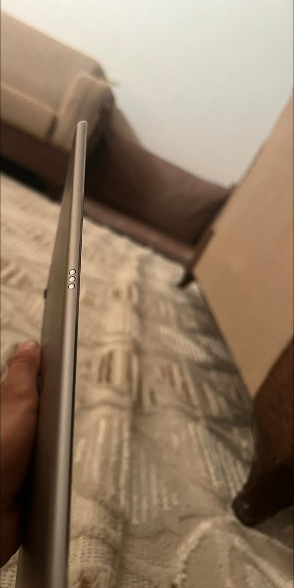 ايباد برو 10.5بيع فقط مكاني كربلاء قرب مستشفى التركي
شريحه تك يشغل
ذاكره 64

بطاريه 86

بصمه شغال 

كلشي ما مبدل بي ع وضع شركه مأخذه  وعلى نفس ما ناشر فقط كيبل شحن ويا

نضافه 87/.السعر330وبي مجال كلش بصيط حك جيتك

الشراي فقط يتفضل خاص او ***********
