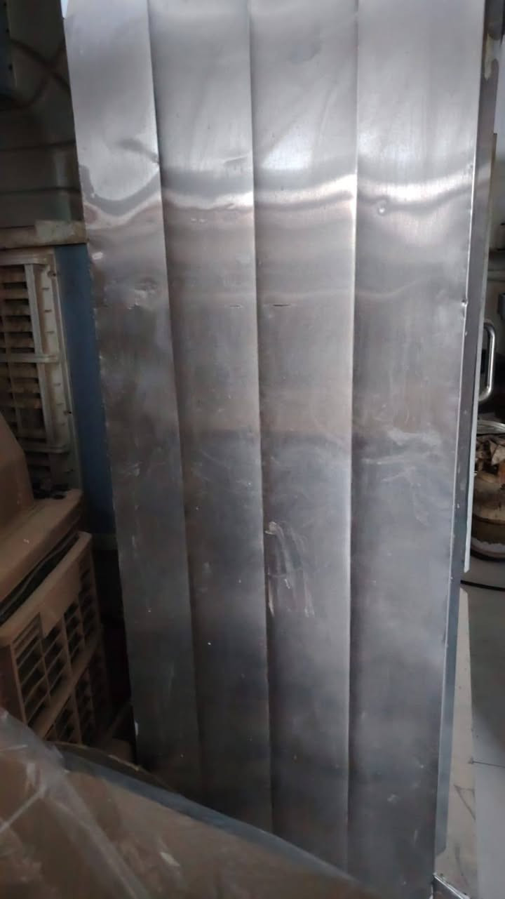 شوايه دجاج للبيع 4 مرات مشتغله بس العنوان نجف شارع المجمعات ‏‪***********‬‏
