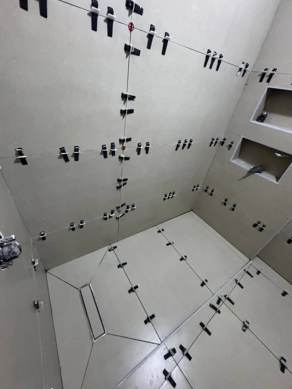 بسم الله الرحمن رحيم 
شغل سيراميك +بورسلين
شرط شغل رقم واحد وضمان
وباسعار مناسبه
#موقع
#شغلي
#نجف 
#كربلأ
اليريد احنه بخدمته
واتساب ***********
