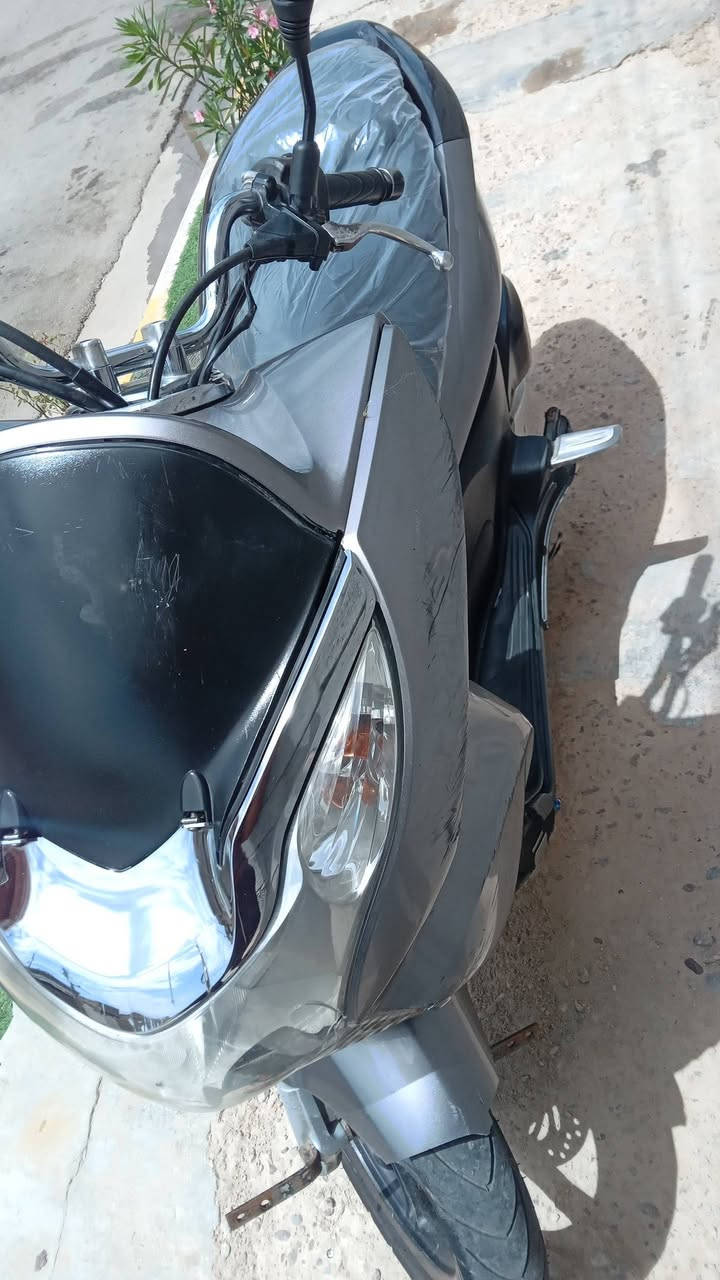 سلام عليكم
بيسي اكس جيل اول 
دراجه البيع دراجه شوفت عينك دراجه نضيفه 
مكينه خرسه شلعه ومعدل البيع ولوراوس شعدك نزل 
مكان بغداد الحسينيه


**إذا كنت صاحب هذا الإعلان وتريد حذفه لأي سبب، رجاءا أرسل رسالة إلى الدعم الفني**