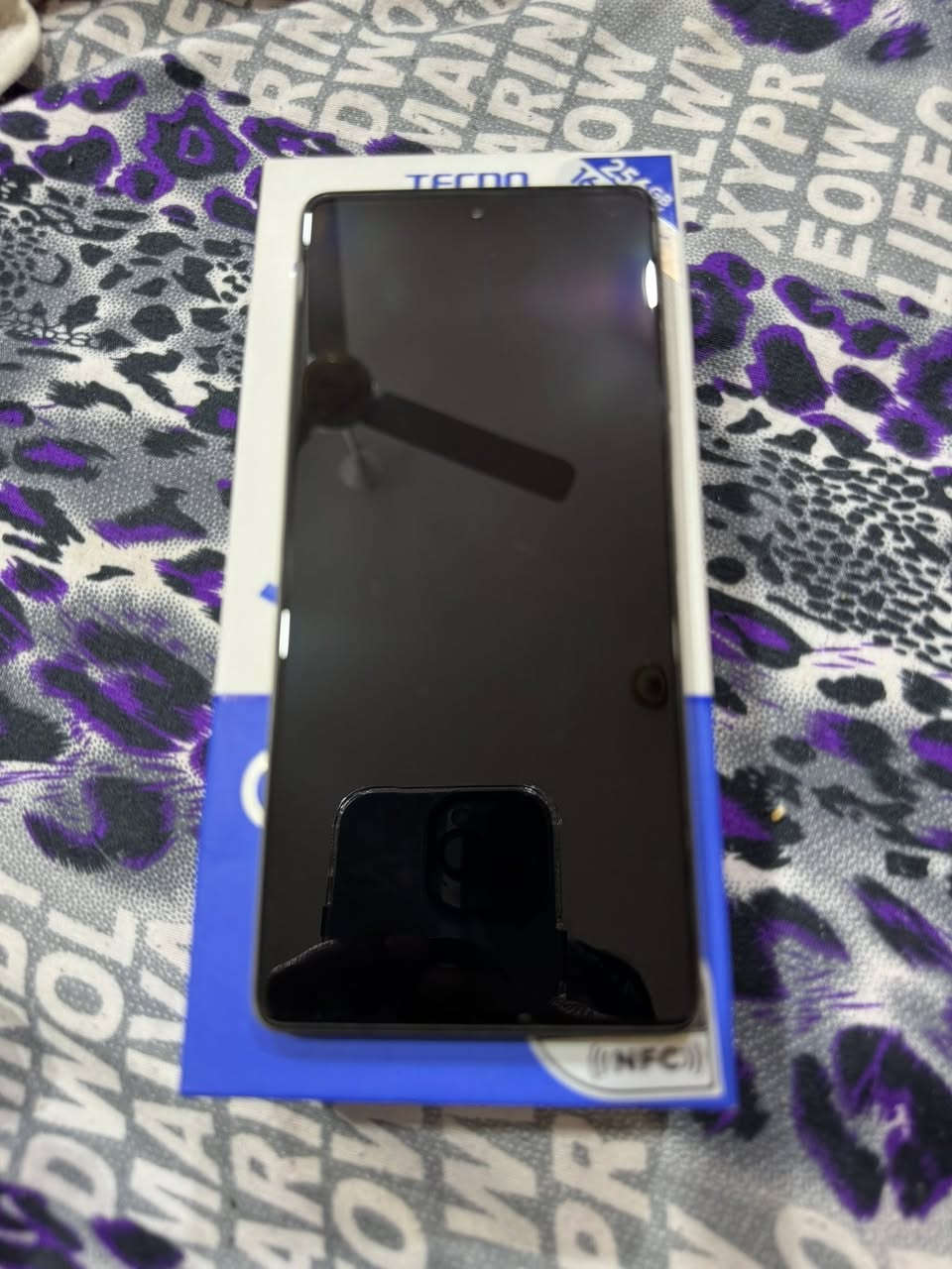 تكنو كامون ذاكره 256 عشوائيه 16 الجهاز نضيف حيل بس وكع مني ونفطر إلجامه الاماميه بس شغال وطبيعي كلش ولا امبين الفطر السعر 150 وبيه مجال***********
