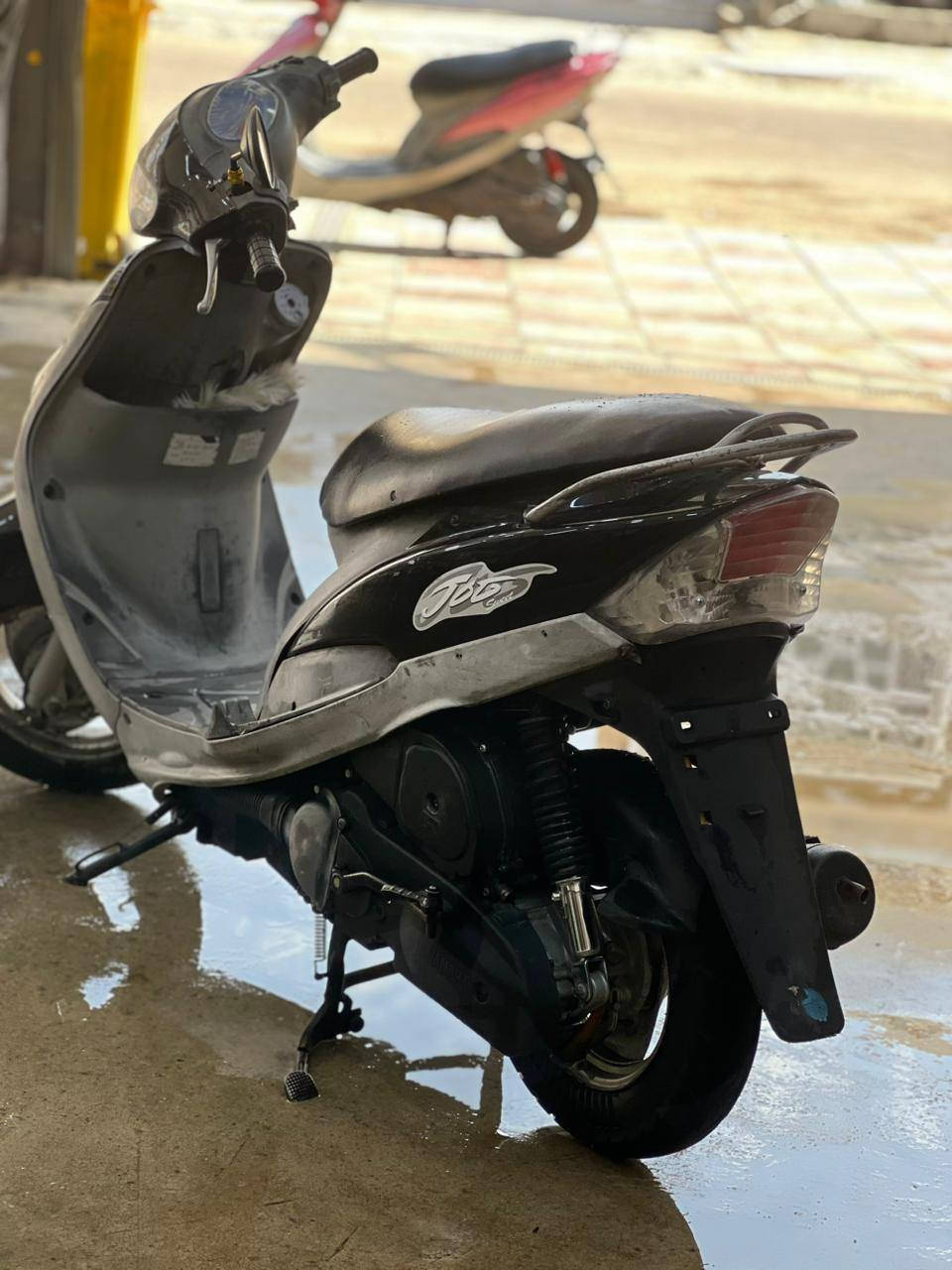 سلام عليكم ماكس مغنولي كلة اصلي نضيفة بوشة 50 كفرات ختم واحد اصليات شلعة و معدل فول مكان الدراجة ناصرية مركز ***********
