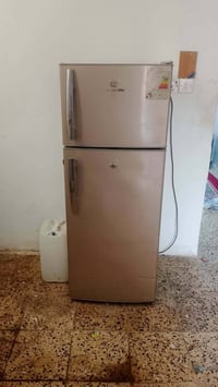 للبيع.... 07708846025