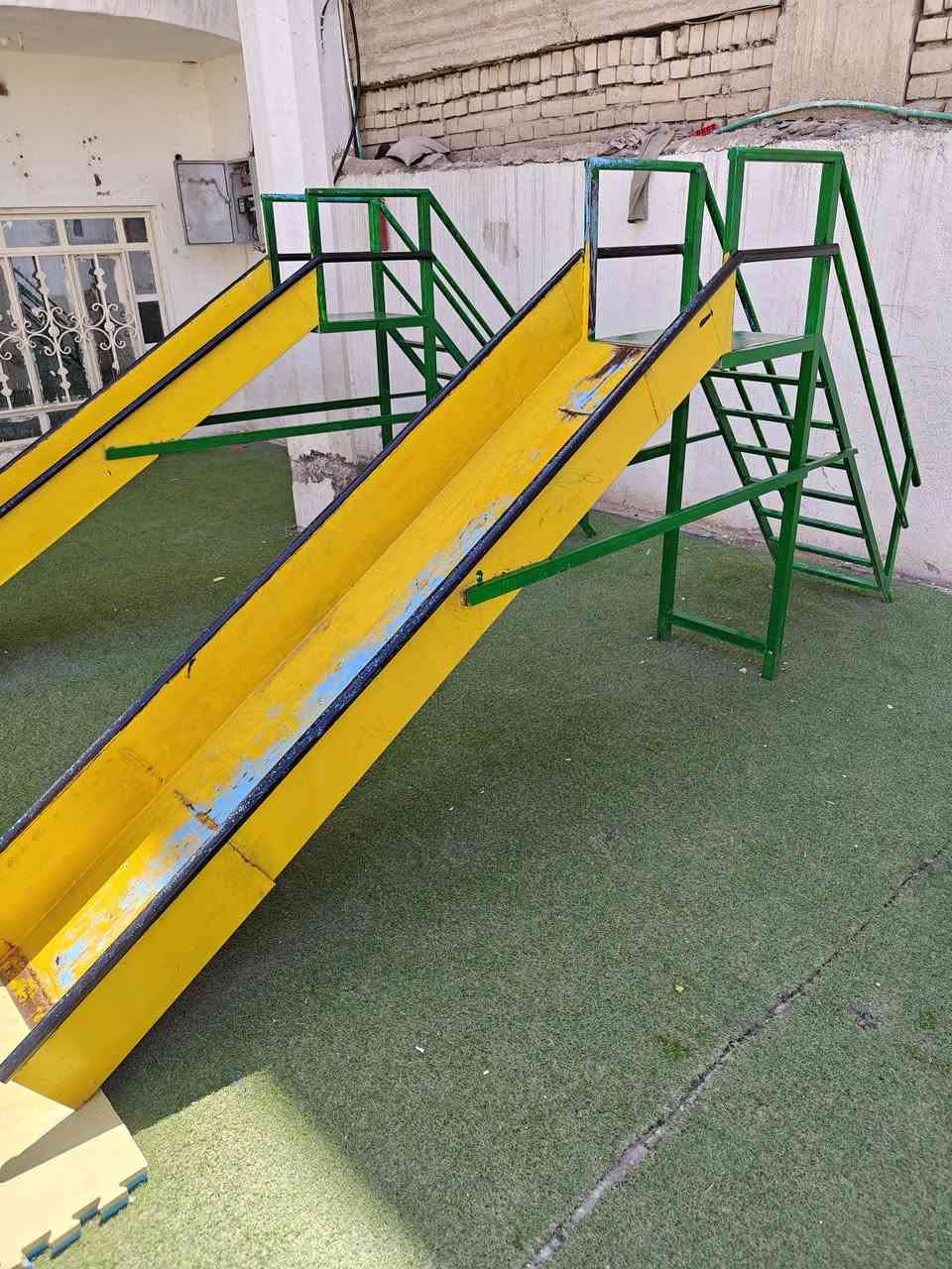 سلام عليكم كل عام وانتم بخير
متاح العاب زحليكات عدد 2وسفينه واحده حديد ثقيل جاهزات لصحاب روضات الي محتاجهن
هاتف/***********
