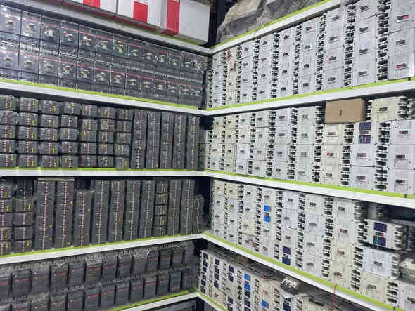 كونتكتر شنايدر من 16امبير 💹إلى 3200👍🏻اوفرلود جميع الأحجام ♻️
قواطع من 63امبير 🎚️إلى 1600
كونتكترات 4بول 3بول وفرنابكم وبانسب الأسعار ☎️💰***********توصيل مجاني 🚚
