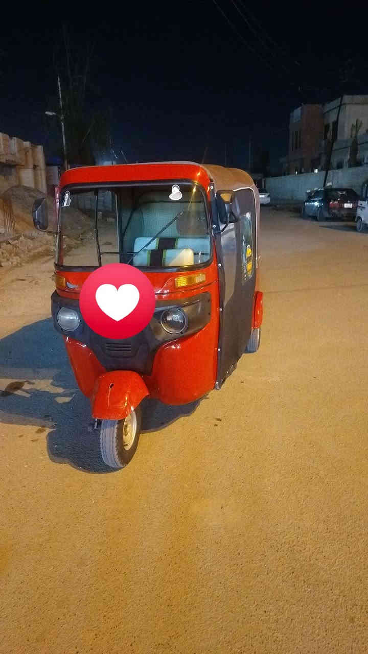 سلام عليكم تكتك 18مرقمة كربلاء راعيها يحويل ثاني يوم سعره 4600 مكاني محموديه *********** مامتواجد ع فيس
