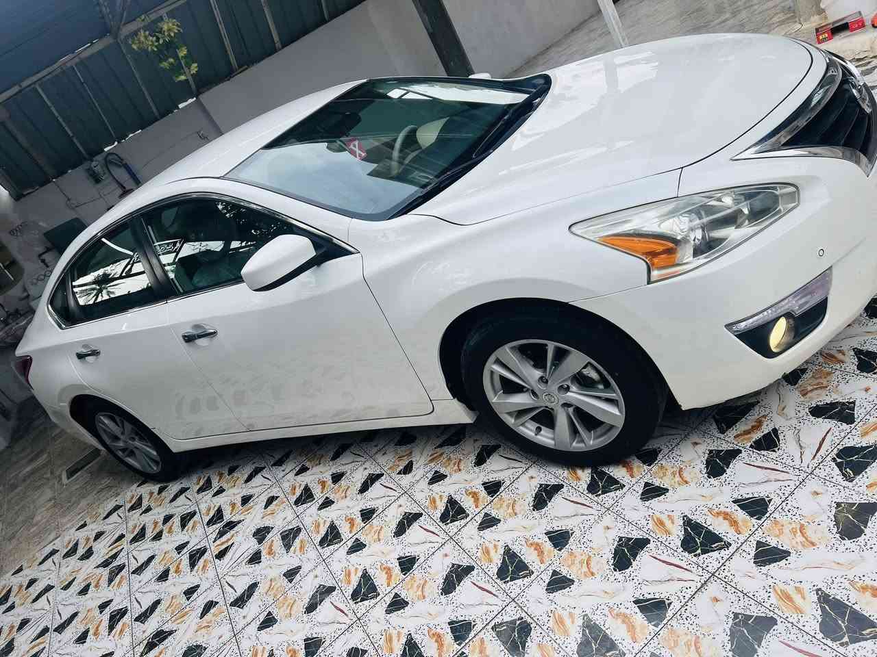 للبيع🤍🤍
نيسان التيما خليجي موديل 2013مكفولة من صبغ🖤
فئة sv
حدادية جديدة بحيث متسمع طكة ابددد
تخم تاير جديد 
كهربائيات فول الفول 
منظومة زنون عالي ناصي بحيث نهارر
مكينه وگير مكفولة بحيث تاخذه تفحصهه وين ميعجبك 
رقمهه سليمانيه سنويه هزه كله جديد 2030 😍
السعر128بيها مجال بسيط 
مكاني ديالى شهربان👍
للاستفسار الاتصال او واتساب***********❤️
