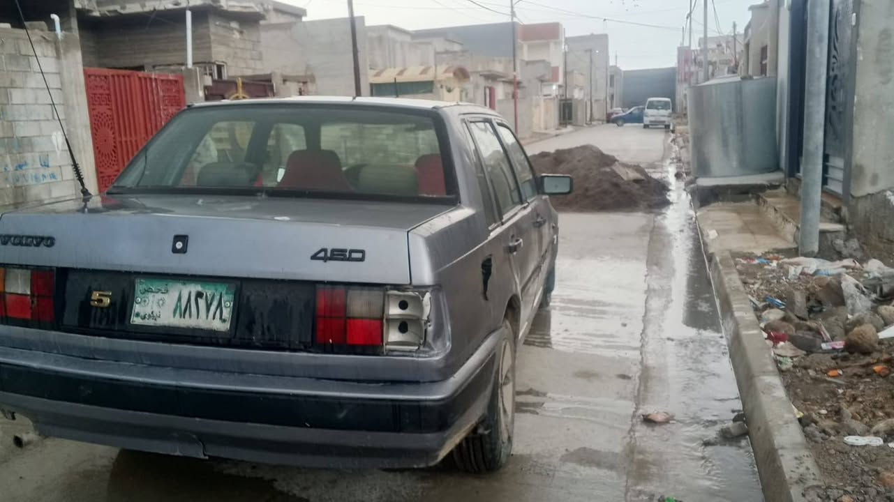 سلام وعليكم
سياره فالفو للبيع سعره ٨ وراقة سنويه بيصه واجهيه 
شرط تحويل وكاله من الوكيل كاربون شرط ممسجل  للأستفسار التصل ***********
