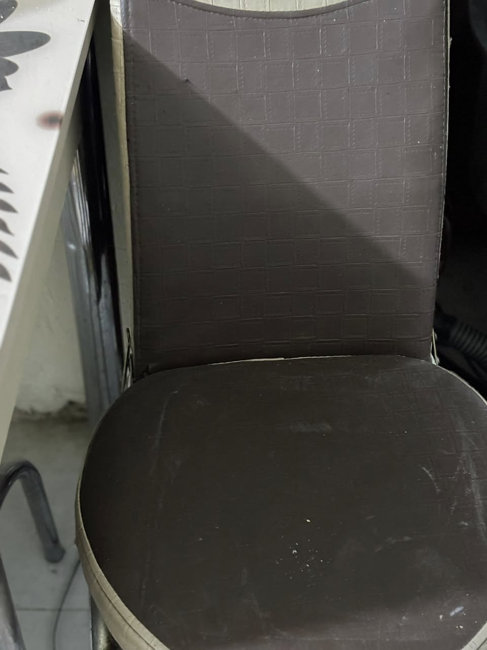 ميز طعام للبيع بس الكراشي يرادلهم تغيير او تلبيس شي فوكاهم هو مابي شي


**إذا كنت صاحب هذا الإعلان وتريد حذفه لأي سبب، رجاءا أرسل رسالة إلى الدعم الفني**