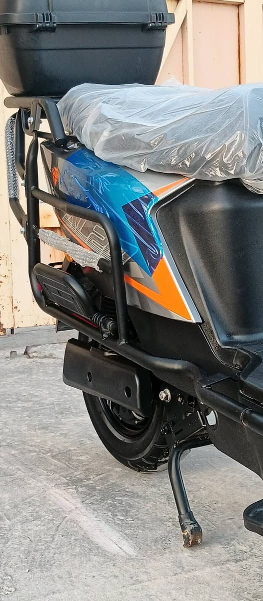 سلام عليكم 
دراجة سكنس #للبيع_اومراوس
موديل ٢٠٢٥ 
٦ بطاريات جدد عل فحص 
ـ تشغيل عن بعد 
ـ ٤ سرع 
ـ مثبت سرعة 
ـ سرعة ٩٩ 
ـ جهاز انذار 
(مستخدم قليل )
كامل من كلشي 

🔴 سعر وباقي تفاصيل اتصل عل رقم وتدلل 

***********

عنوان : فلوجة ـ صقلاوية
