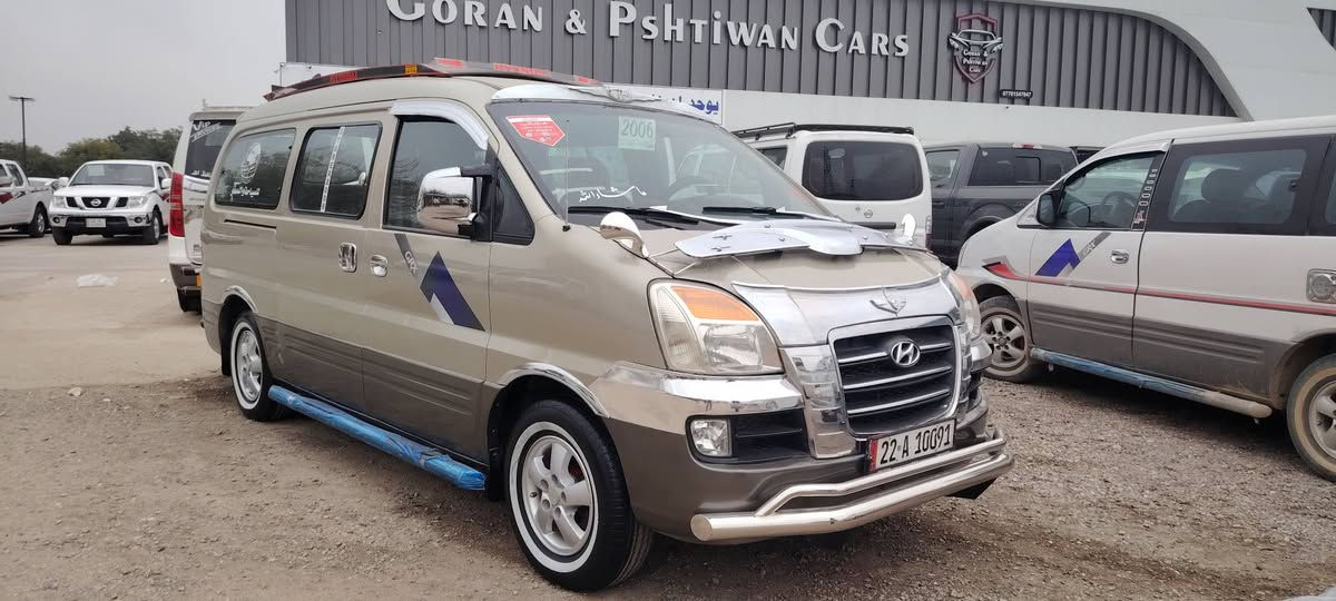 سلام عليكم ستاريكس موديل 2006 محرك به نزين بيلادي شريكه محرك كير اكسل جديده تبريد شغال سعر 98 بيه مجال قليل مكان كلار رقم موبايل *********** رقم كورك ***********
