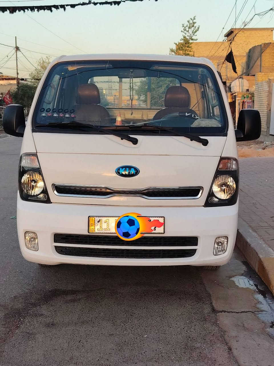 السلام عليكم
كيا بنكو 2700 موديل 2017 شكل ال18 رقم انگليزي بغداد سيارة بيه طخة بلبنيد بلعلامه مرجعه بارد فقط سيارة جديدة ونظيفة ممشتغلة مكانها بغداد سعرها 125 وبيها مجال للشراي موبايل ***********
