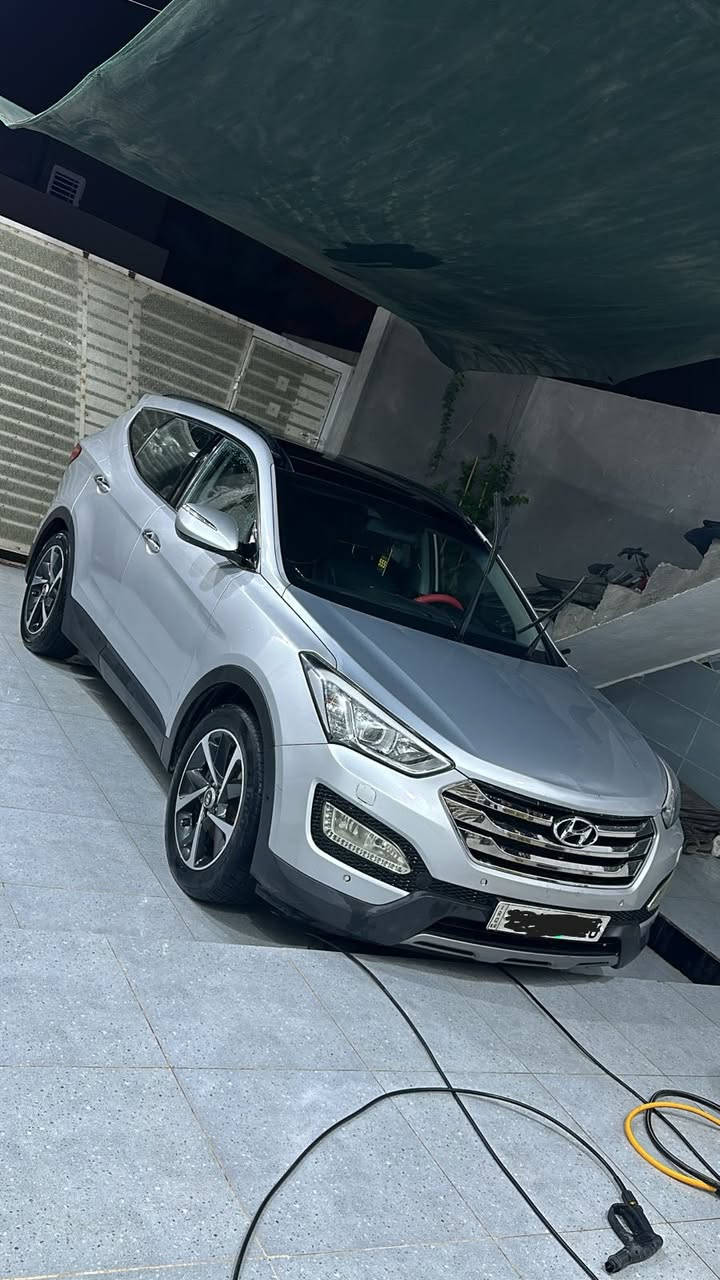 مرحبا سیاره سنتافي گاز ادوات ادوات
السیاره جاهزه من کلشي
السیاره حاویه بدون گصه وضربه وصبغ
گیر ومکینه کفاله
سبعه راکب و فتحتین
تبرید فوووول تتفئه کشن
تحکم استیرن
مودیل 2018 فووول
السعر 75 الشراي یدلل ***********
