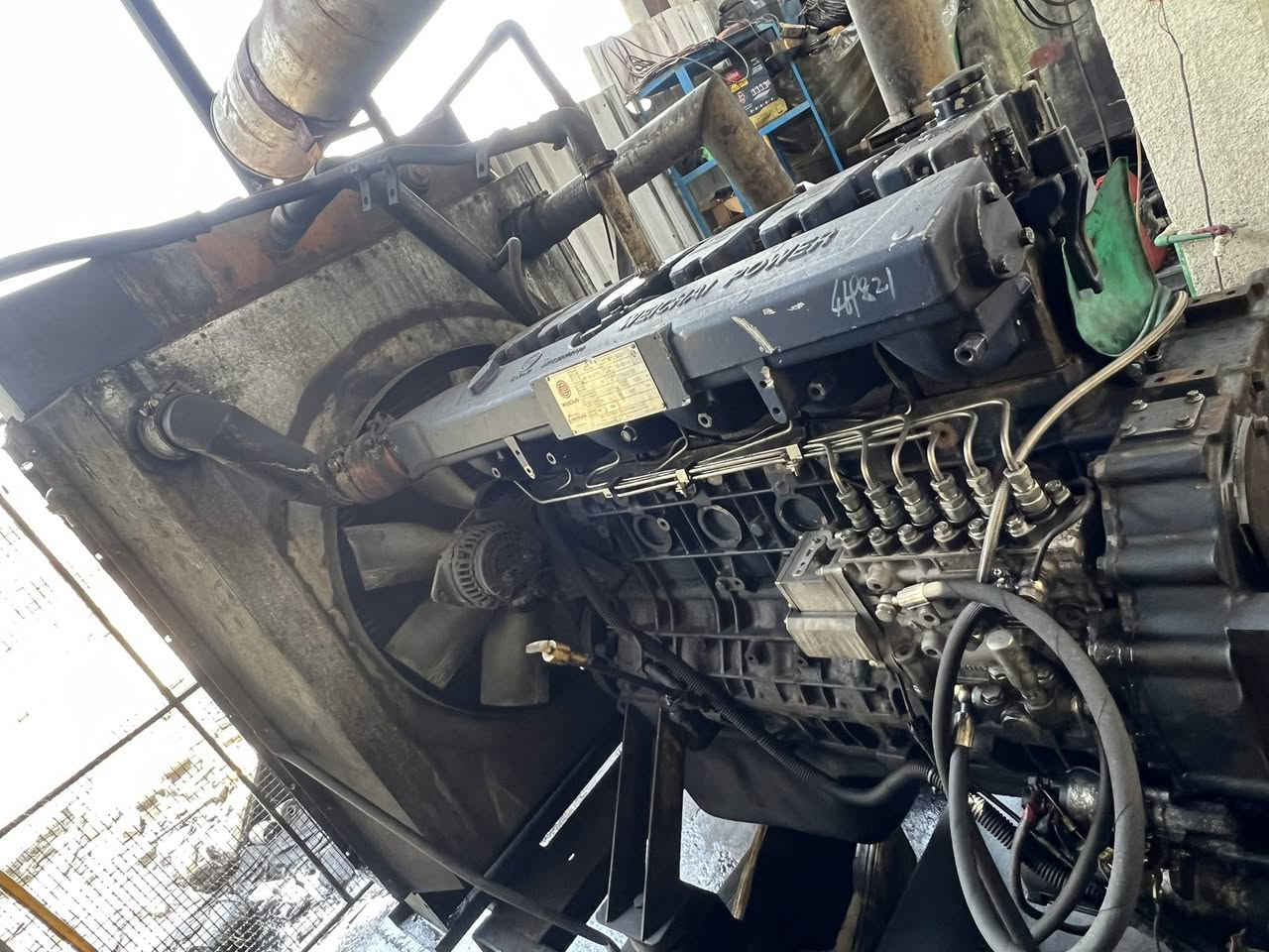 السلام عليكم شتاير B12 لا تنقيص ولا تبخير مكينه 24 راديتر جديده مجفته جديد راس توليد لوري سمر 250 ستندر مكان بغداد البياع الرقم ***********
