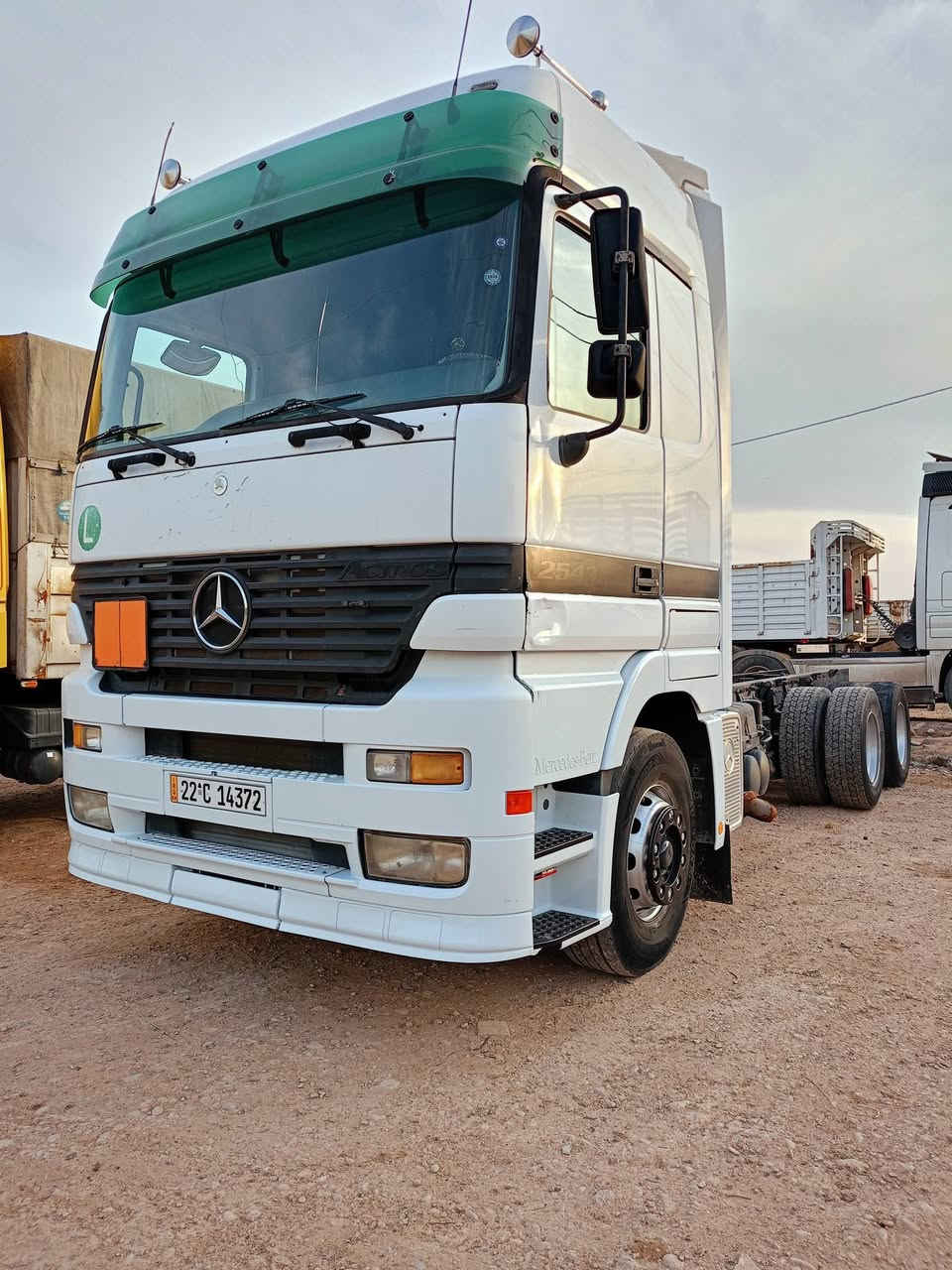 اكتروز للبيع موديل 2002 حجم 2543مزوج بلادي رقم اربيل سنويه لحد 2031رتايدر 5طكات دبل مناميه هونات بلادي كاسحه زعانف شاصي مكفول من كلشي محرك ع وضع شركه قماره بلادي لا صبع ولا طخه سياره مماشيه هواي  تافصيل بل صور سعر (280)وبيه مجال حك الجيه اي استفسار ع رقم /***********//***********
