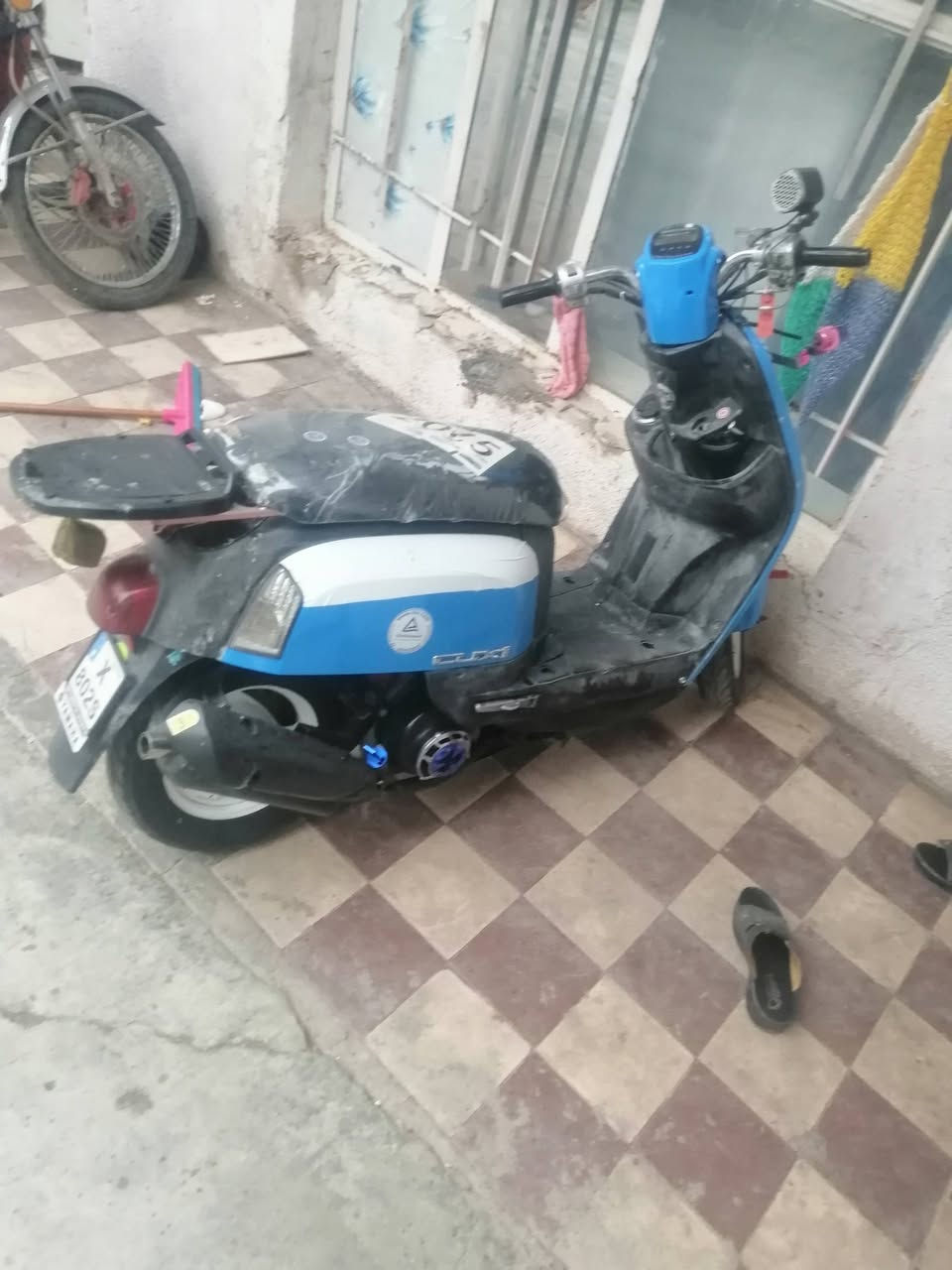 سلام عليكم درجة بوليس 15مديل محرك ب شرط اي عيب مابيها تشغل وتطلع سعرها 550وبي مجال العنوان كركوك ***********
