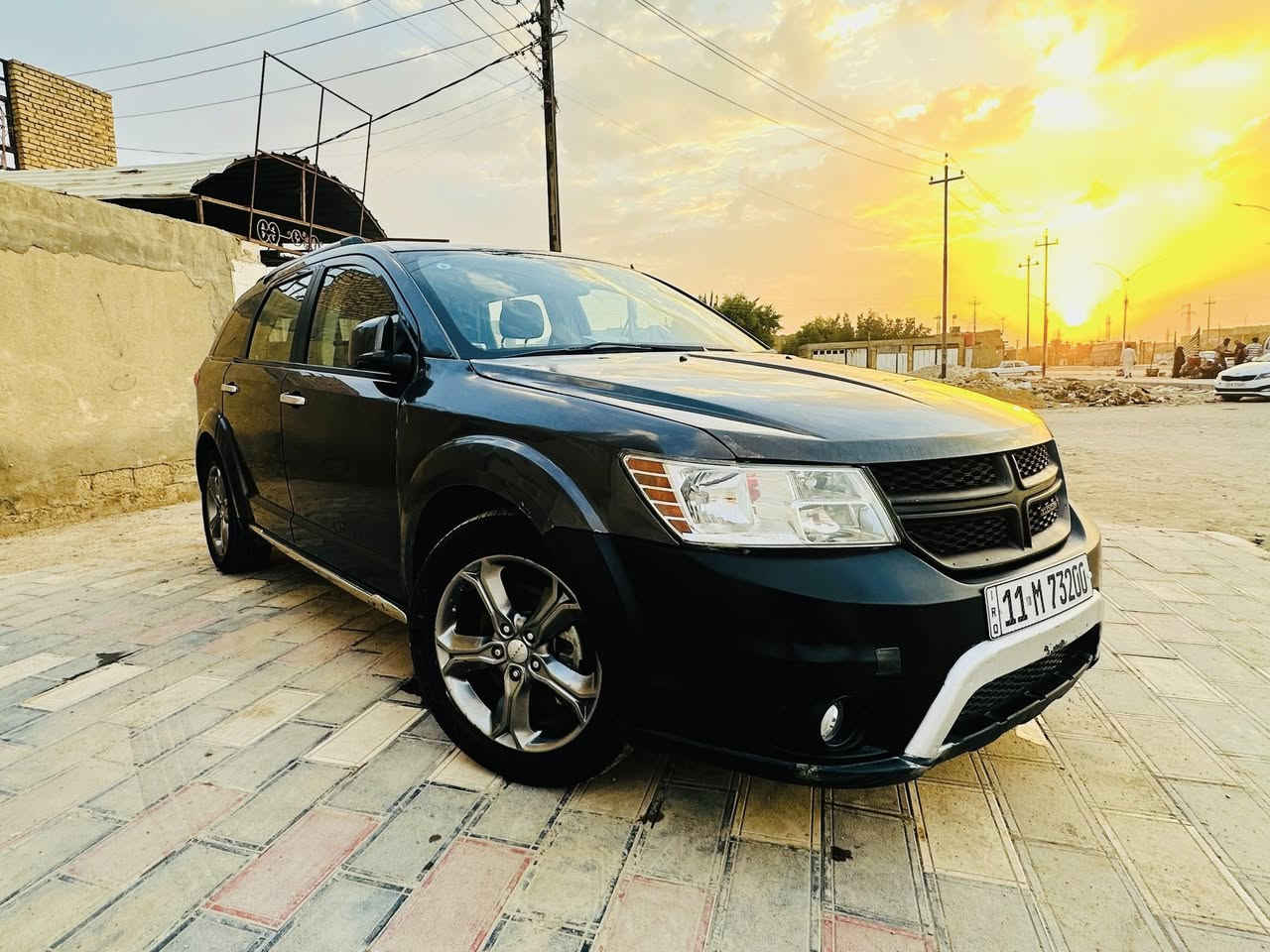 السلام عليكم للبيع فقط
دوج جورني 2016 بغداد الدولي الأنكليزي السيارة باسمي
كروس رود.. فول مواصفات عدا الفتحه
محرك 6 سلندر 
لون فيلي
كشن كهربائي
تحكم ستيرن وشفتات
شاشة كبيرة
دواخل جلد
7 راكب
تبريد ثلاث قطع ، تدفئة
شاشه
كامره + حساسات خليفه
مثبت سرعه
تخدم تايرات جديد
حدادية جاهزه امامي وخلفي الامامية تم تبديلها بالكامل قبل شهر
تحويل ثاني يوم ضررها جاملغين وبنيد تبديل وباب صبخ
وباب توحيد صبع
سعرها ١١٨ وبيها مجال بسيط
‎*********** للتواصل
المكان—- ذي قار الشطرة

