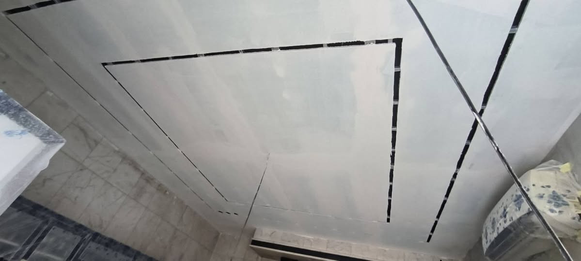 ناوي تصبغ بيتك؟ 🎨
صبغ وديكورات منازل شغل نظيف وبأسعار معقول
 📍 كربلاء اتصل او راسلنا الآن واتساب📩
***********علي حسين
*********** سيد اوراس
