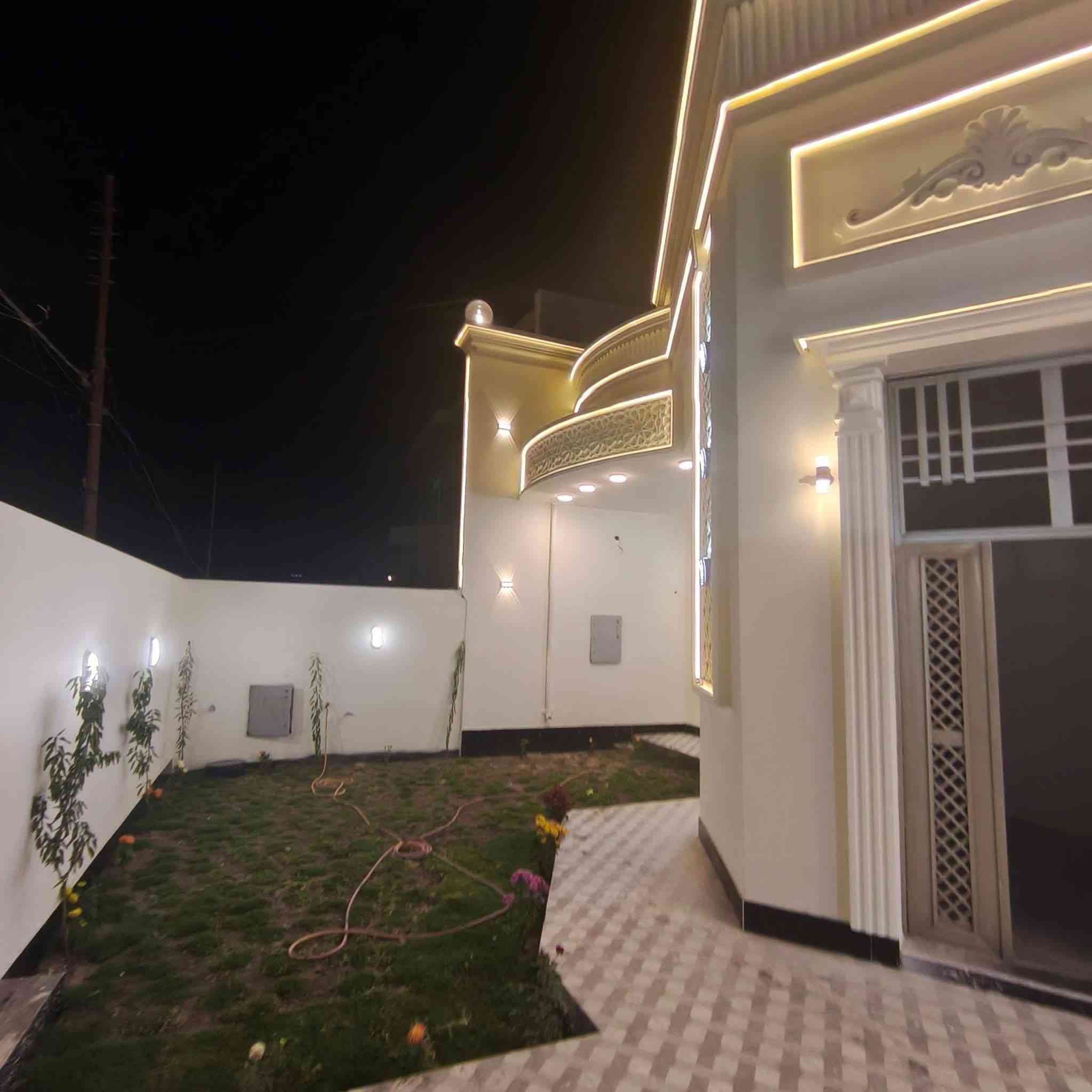 🕋 بسم الله الرحمن الرحيم 🕋

السلام وعليكم
 
🏡     🏘      🏚 

#يوجد_بيت_للبيع

#العنوان  الفلوجة 
#المنطقة حي الخضراء// خلف جامع #التقوئ

✅المساحة : 250م
⬆️ الوجة : 12.50م
🏞️النزال : 20م
 
غرف 2
استقبال 
صالة
مناور 3
مطبخ
صحيات 3
الجدران سيراميك
الارضية سيراميك 
السقوف جبسن بورد
حديقة + كراج سيارة 

                       #بناء 🧱 : طابوك 
      
     #شارع 🏞️⬆️⬆️ : 10م كامل الخدمات من تبليط مدارس اسواق 

  #السعر_محدد_من_قبل_البائع 
    
        
        ⚖️⚖️   نوع الملك : طابو صرف تحويل مباشر  🏙 

            #السعر💰💸:  175 مليون وبي مجال قليل
⭕ الاستفسار اكثر رجا مراجعة 

🥇#مكتب_العزه_للعقار
  
ملاحظة/ السعر محدد من قبل صاحب العقار

💯علماً البيت جاهز للسكن🗣️
     
        ((شعارنا المصداقية)) 

⭕ اذا عندك عقار تريد تعرضه للبيع او تريد تشتري عقار  الاستفسار أكثر 

مراجعة (((مكتب العزه اللعقار))) 

________________________________

📬فقط ارسال المعلومات  على الواتساب او الاتصال على هواتف المكتب 

🤳متابعة الصفحه يصلك كل ما هو جديد

⏪ملاحضه: السعرالعقار  يحدد من قبل البائع

  🏘️بيع وشراء الأراضي السكنية والزراعية وكافة

 العقارات🏘️🌐Anbar Fallujah_ الانبار الفلوجة🌐.

       ((««نستقبل هواتفكم على لارقام التالية»»    
 واتساب واتصال***********
واتساب واتصال ***********
واتساب واتصال ***********
