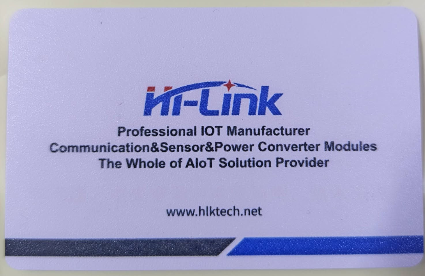 قطع إلكترونية ومعدات شبكات (Hi-Link) أصلية للبيع
التفاصيل:
متوفر مجموعة قطع إلكترونية جديدة من شركة Shenzhen Hi-Link الصينية، تصلح لمشاريع الـ IoT والشبكات المدمجة:
​لوحة Gigabit Switch/Router: موديل (RTL8367) تدعم كابلات الألياف الضوئية (SFP) بسرعة 1.25G.
​وحدات SFP (عدد 2): موديلي A و B للربط الضوئي بمدى يصل لـ 20 كم.
​محول طاقة HLK-PM01: يحول من 220V AC إلى 5V DC (3 واط)، مثالي للدوائر الصغيرة.
​منظم جهد (Step-up/down Converter): للتحكم بدقة في فولتية الدائرة.
​الحالة: جديدة/نظيفة جداً (مع الكرتونة الأصلية وكارت المصنع).
السعر / 25,000 دينار مع التوصيل
للتواصل /***********
