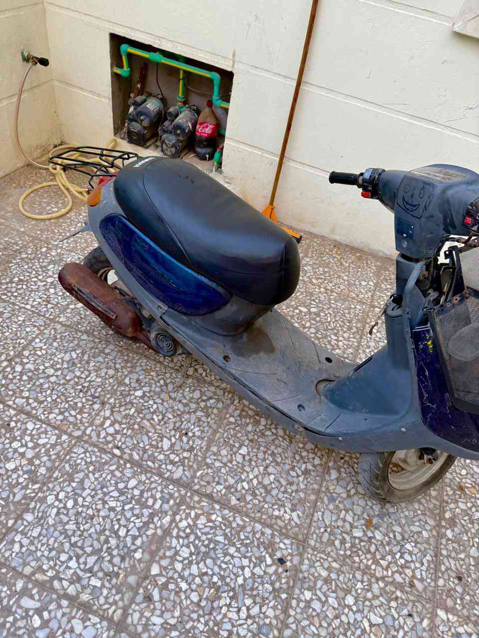 سلام عليكم دراجه منغولي كامله نكره سلف مكينه ناعمه وتوني مرتبها بس نقص سله مالته شويه تعبانه سعر 275 وهذا رقمي‏‪***********‬‏
