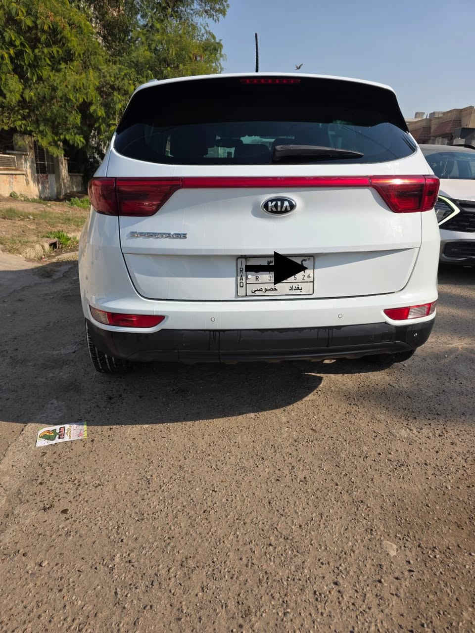 السلام عليكم
سبورتج موديل 2017 خليجي 

كشنات جلد 

قطعتين تبريد 

الشاشة الصغيرة+كامرة
بانوراما

حساسات  خلفي

اشاير بالمري

ترحيب بالسيارة

بصمات أبواب 

مري شفط كهرباء 

السعر 155 وبيها مجال حك الجيه

الكاظمية ***********
